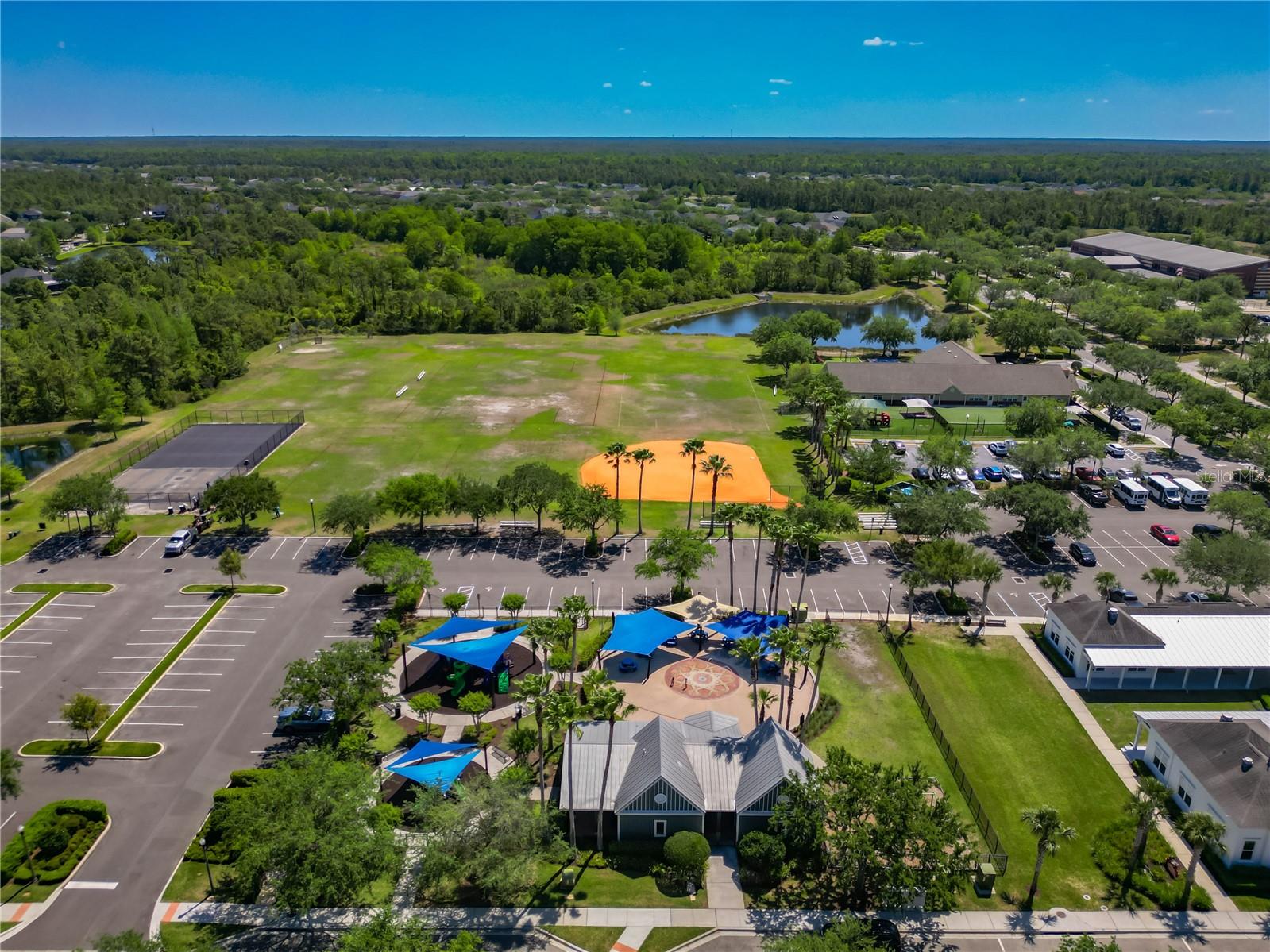 ORLANDO, Florida, 32828, United States, 5 Bedrooms Bedrooms, ,3 BathroomsBathrooms,Residential,For Sale,1923242