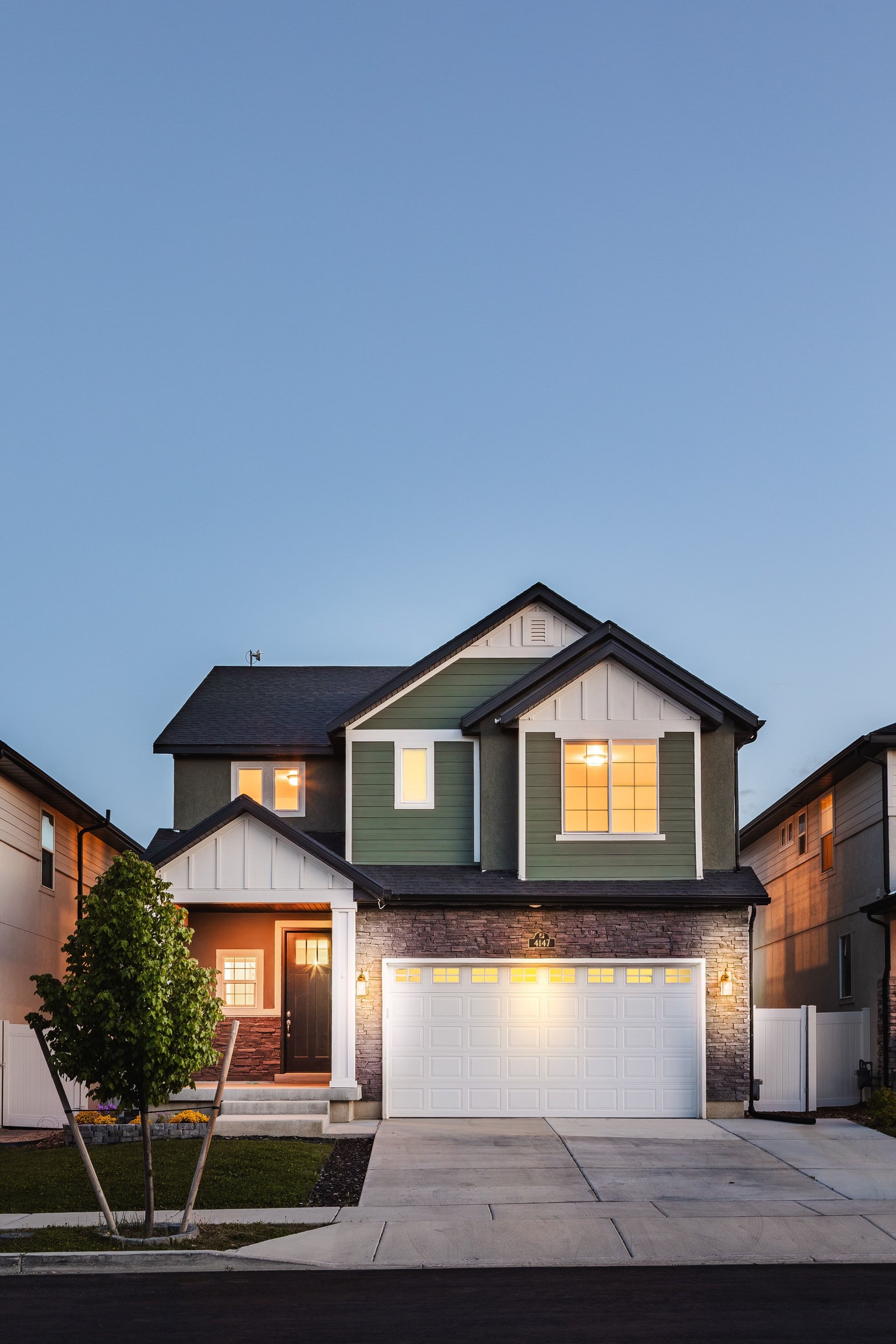  Fresh, Bright & Beautiful 2-Story Home - 物件實景