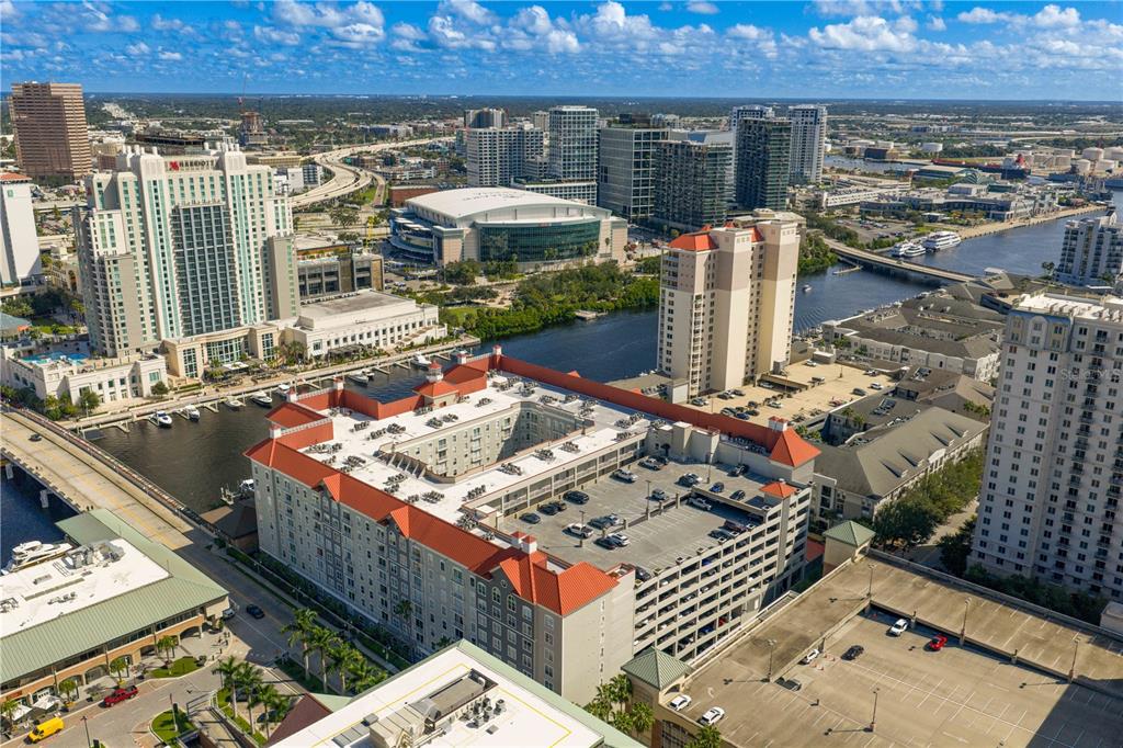 Tampa, Florida, 33602, United States, 2 Bedrooms Bedrooms, ,2 BathroomsBathrooms,Residential,For Sale,2002253