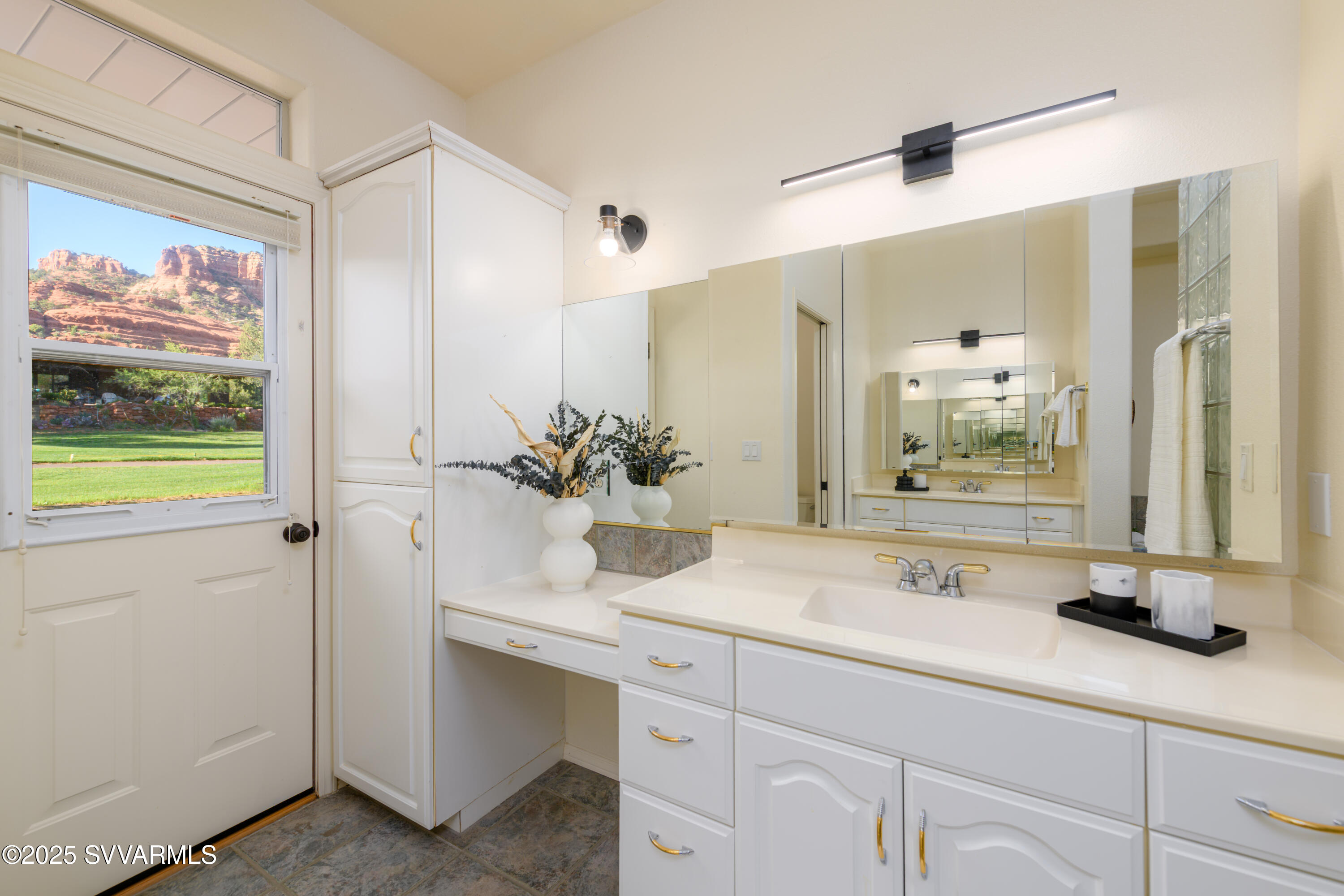 Sedona, Arizona, 86351, United States, 3 Bedrooms Bedrooms, ,3 BathroomsBathrooms,Residential,For Sale,1838352
