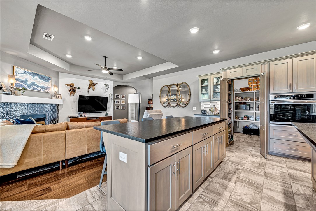 Cave Springs, Arkansas, 72718, United States, 4 Bedrooms Bedrooms, ,3 BathroomsBathrooms,Residential,For Sale,1919634