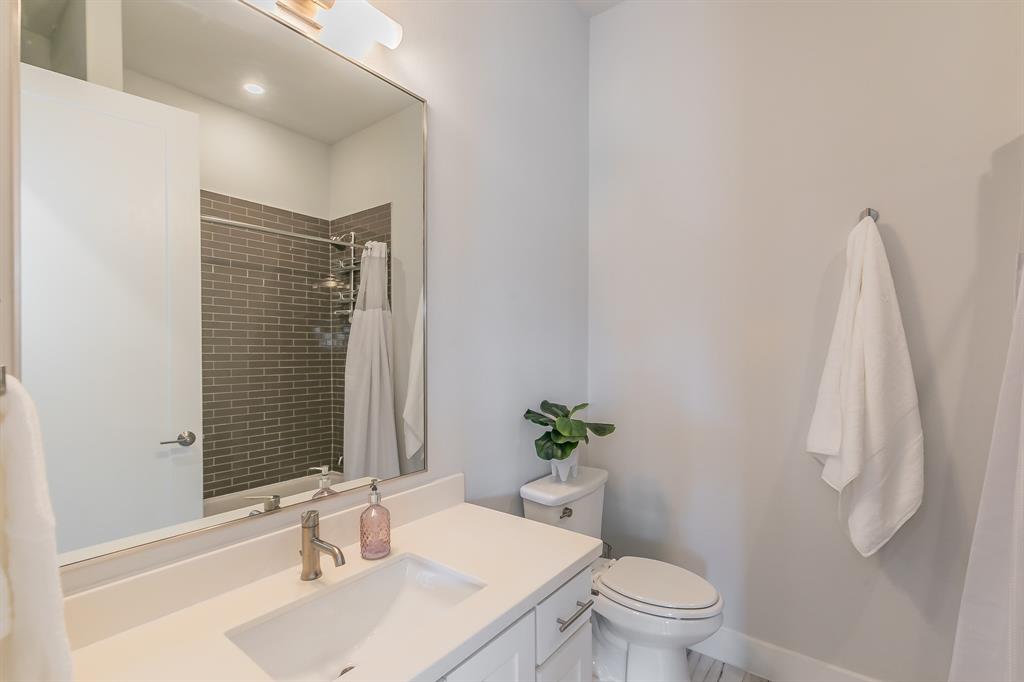 Dallas, Texas, 75204, United States, 3 Bedrooms Bedrooms, ,4 BathroomsBathrooms,Residential,For Sale,1848953