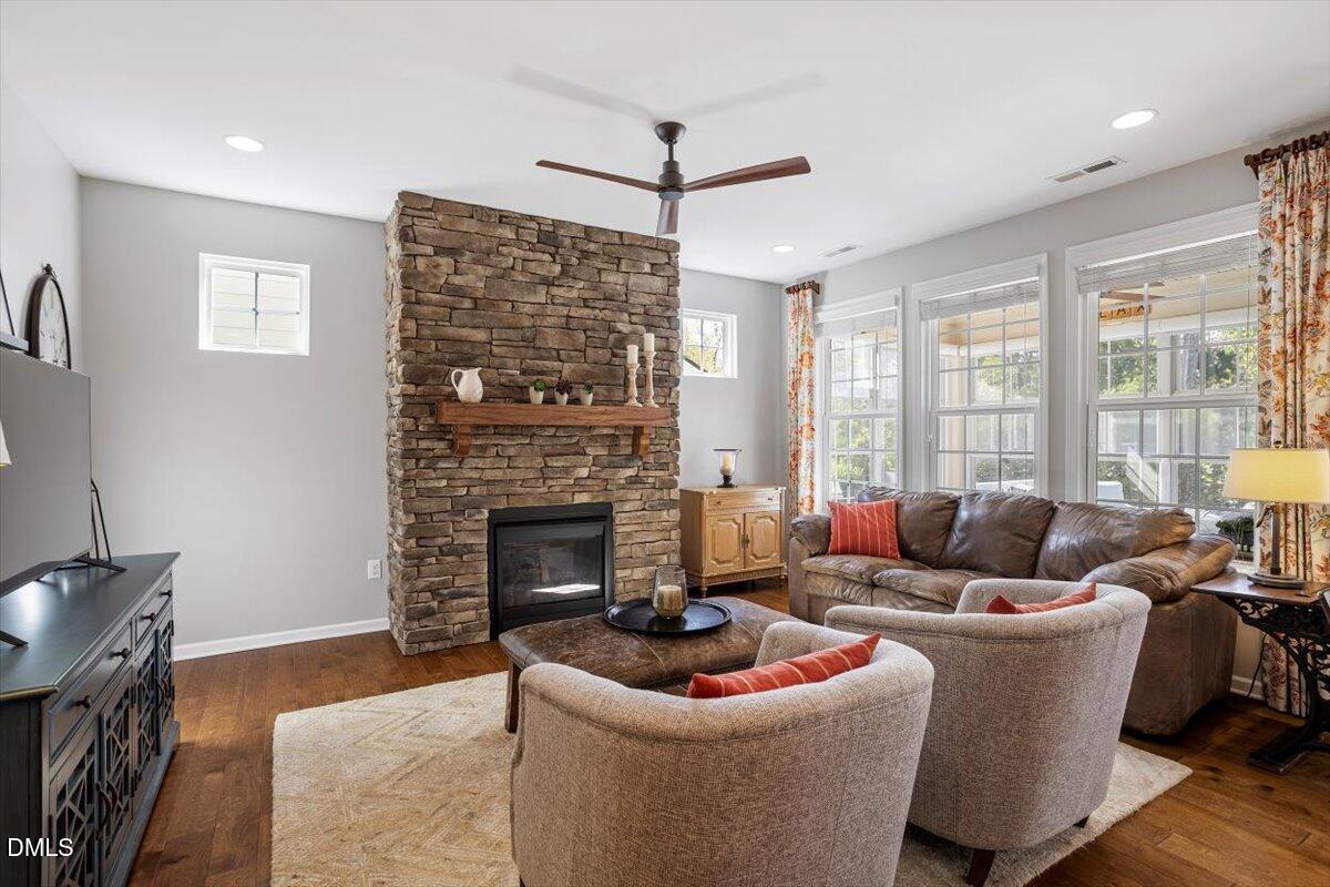 Durham, North Carolina, 27703, United States, 2 Bedrooms Bedrooms, ,2 BathroomsBathrooms,Residential,For Sale,1972659