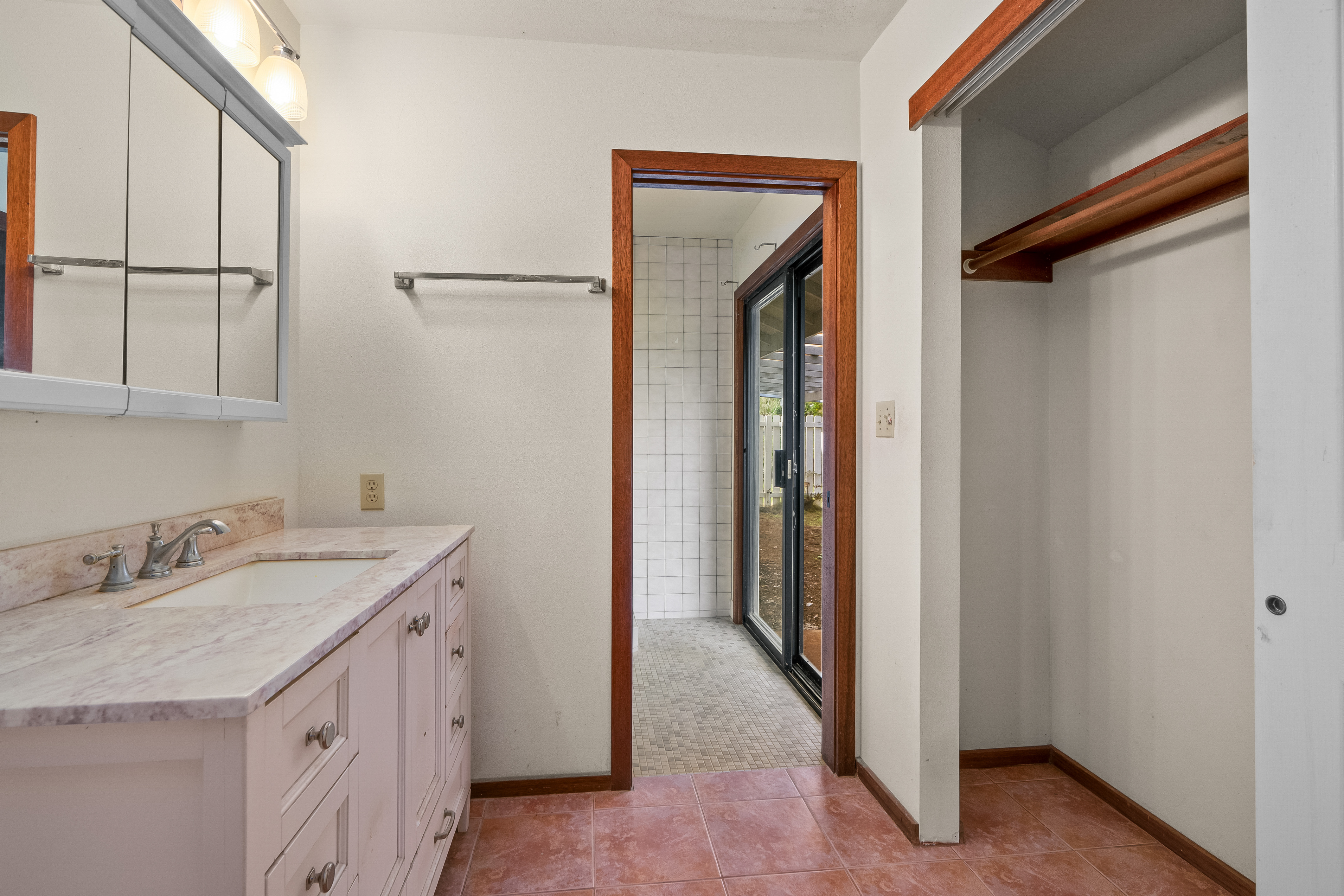 Kapaa, Hawaii, 96746, United States, 4 Bedrooms Bedrooms, ,4 BathroomsBathrooms,Residential,For Sale,1988200