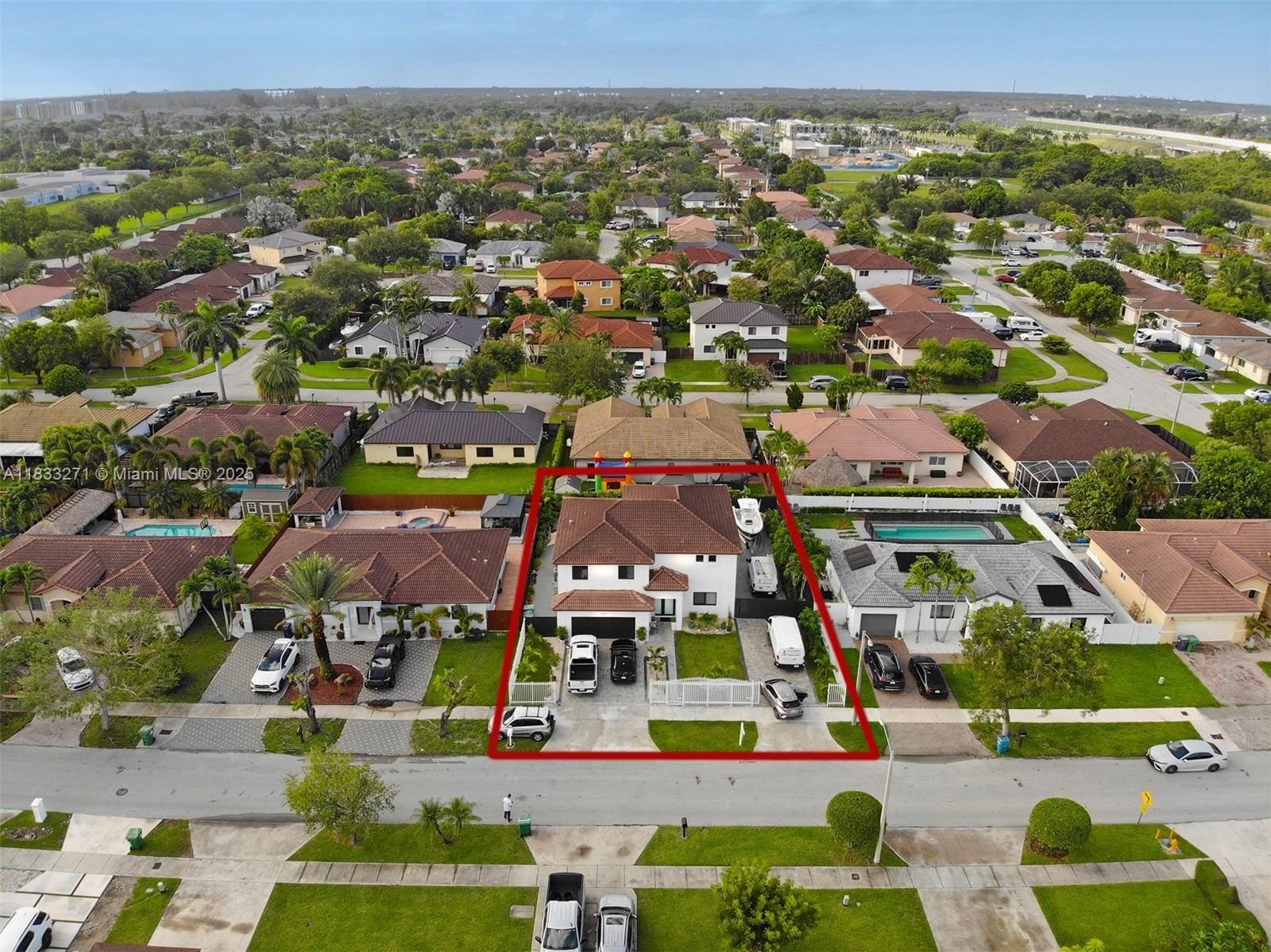 Homestead, Florida, 33033, United States, 5 Bedrooms Bedrooms, ,3 BathroomsBathrooms,Residential,For Sale,1937338