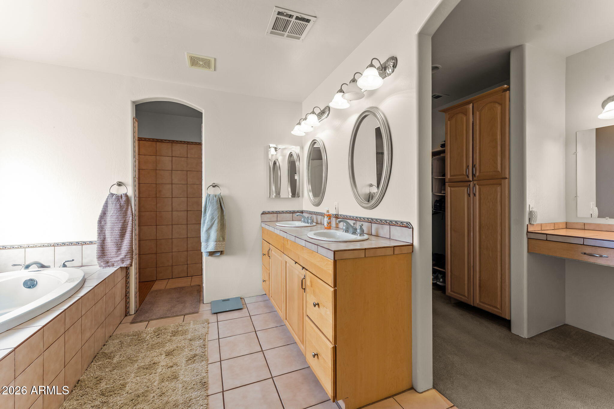 Wickenburg, Arizona, 85390, United States, 3 Bedrooms Bedrooms, ,2 BathroomsBathrooms,Residential,For Sale,2010999