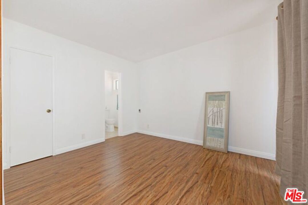 Santa Monica, California, 90405, United States, 14 Bedrooms Bedrooms, ,Residential,For Sale,2003073