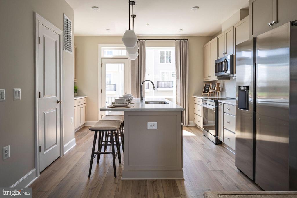 Woodbridge, Virginia, 22191, United States, 3 Bedrooms Bedrooms, ,4 BathroomsBathrooms,Residential,For Sale,2038966