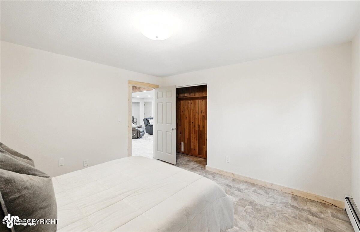 Kenai, Alaska, 99611, United States, 3 Bedrooms Bedrooms, ,2 BathroomsBathrooms,Residential,For Sale,1977033