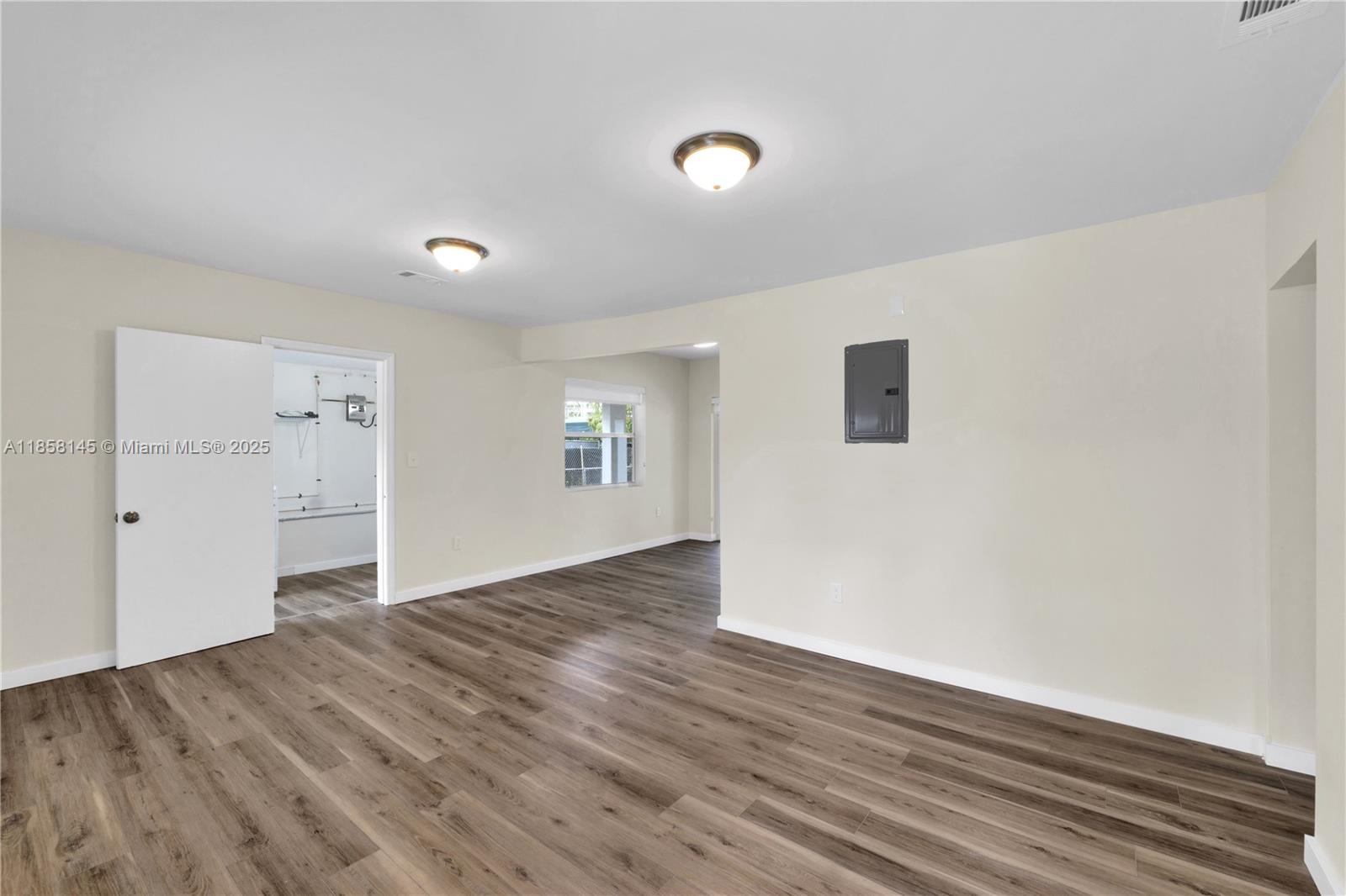 Miami, Florida, 33125, United States, 3 Bedrooms Bedrooms, ,1 BathroomBathrooms,Residential,For Sale,1918175
