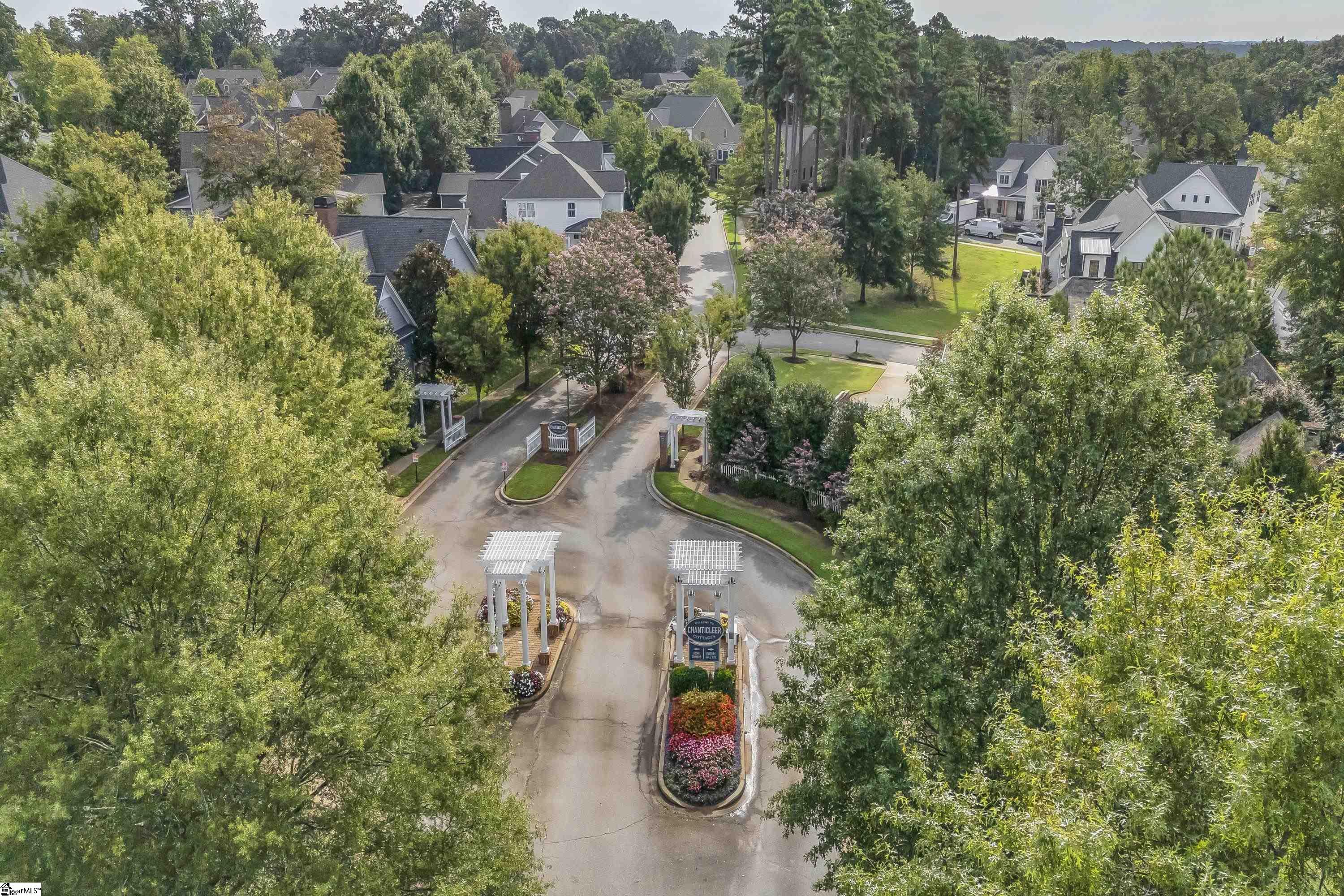 Greenville, South Carolina, 29605, United States, 4 Bedrooms Bedrooms, ,3 BathroomsBathrooms,Residential,For Sale,1939841