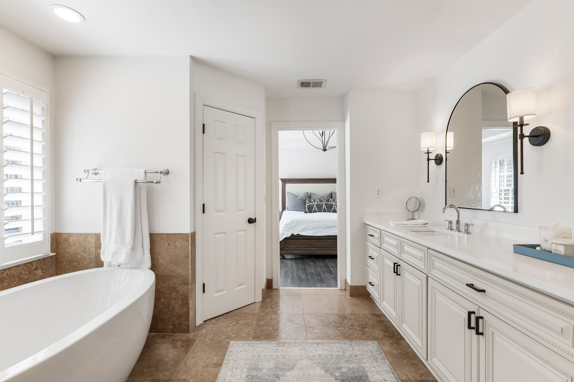  Charming Home Offers the Perfect Blend of Charm, Function, and Location - 物件實景