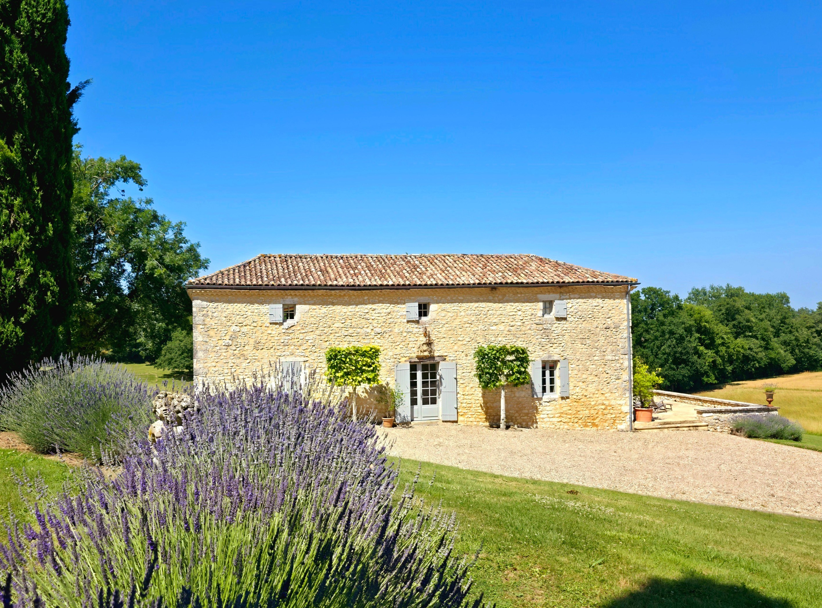  Exceptional 18th century manor house with panoramic views and Bergerac wine est… - 物件實景