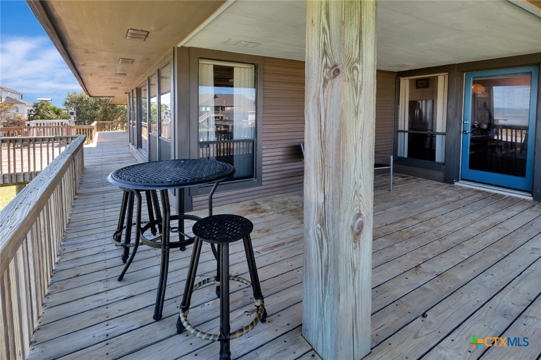 Port O'Connor, Texas, 77982, United States, 5 Bedrooms Bedrooms, ,3 BathroomsBathrooms,Residential,For Sale,1989061