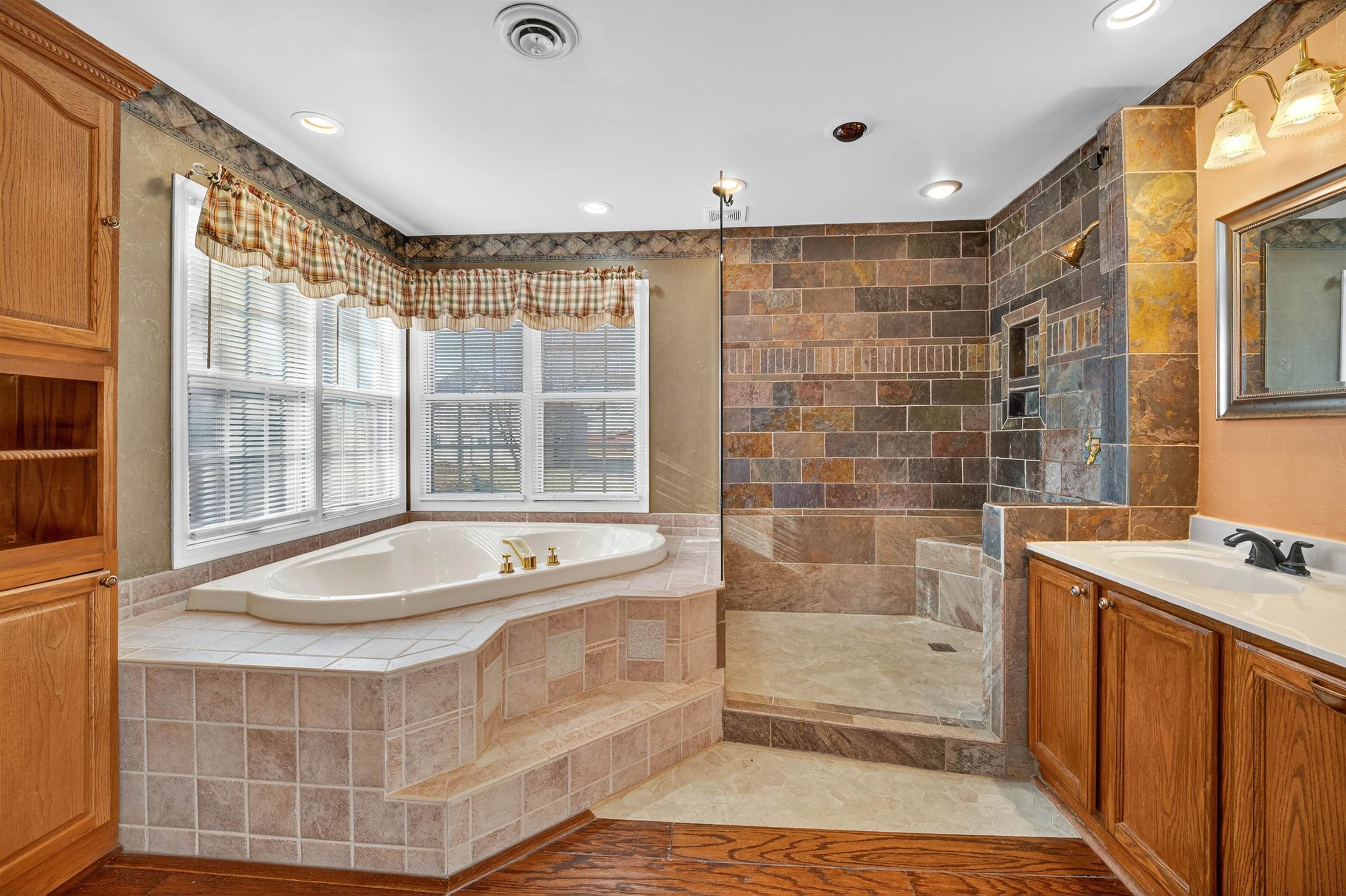 NEW HOLSTEIN, Wisconsin, 53061, United States, 3 Bedrooms Bedrooms, ,2 BathroomsBathrooms,Residential,For Sale,1995777