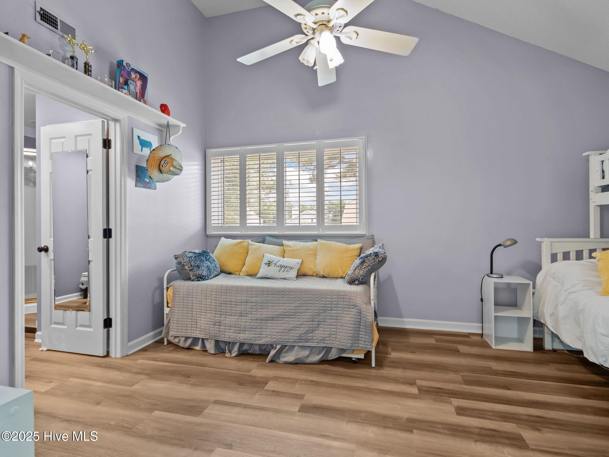 Emerald Isle, North Carolina, 28594, United States, 3 Bedrooms Bedrooms, ,3 BathroomsBathrooms,Residential,For Sale,1931635