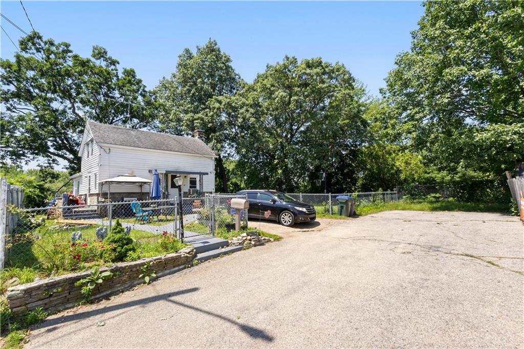 Providence, Rhode Island, 02909, United States, 3 Bedrooms Bedrooms, ,1 BathroomBathrooms,Residential,For Sale,1975047