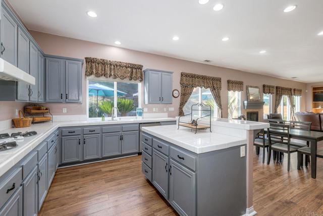 Escondido, California, 92027, United States, 4 Bedrooms Bedrooms, ,3 BathroomsBathrooms,Residential,For Sale,2006114