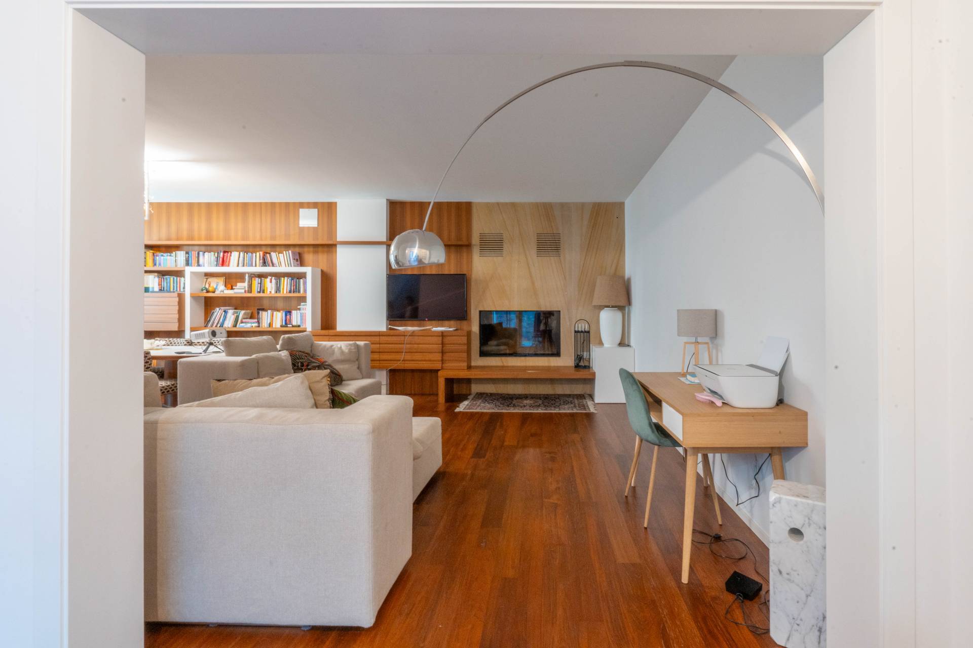 Corso Alcide De Gasperi, Bari, Bari, 70100, IT, 3 Bedrooms Bedrooms, ,4 BathroomsBathrooms,Residential,For Sale,Corso Alcide De Gasperi,1628155