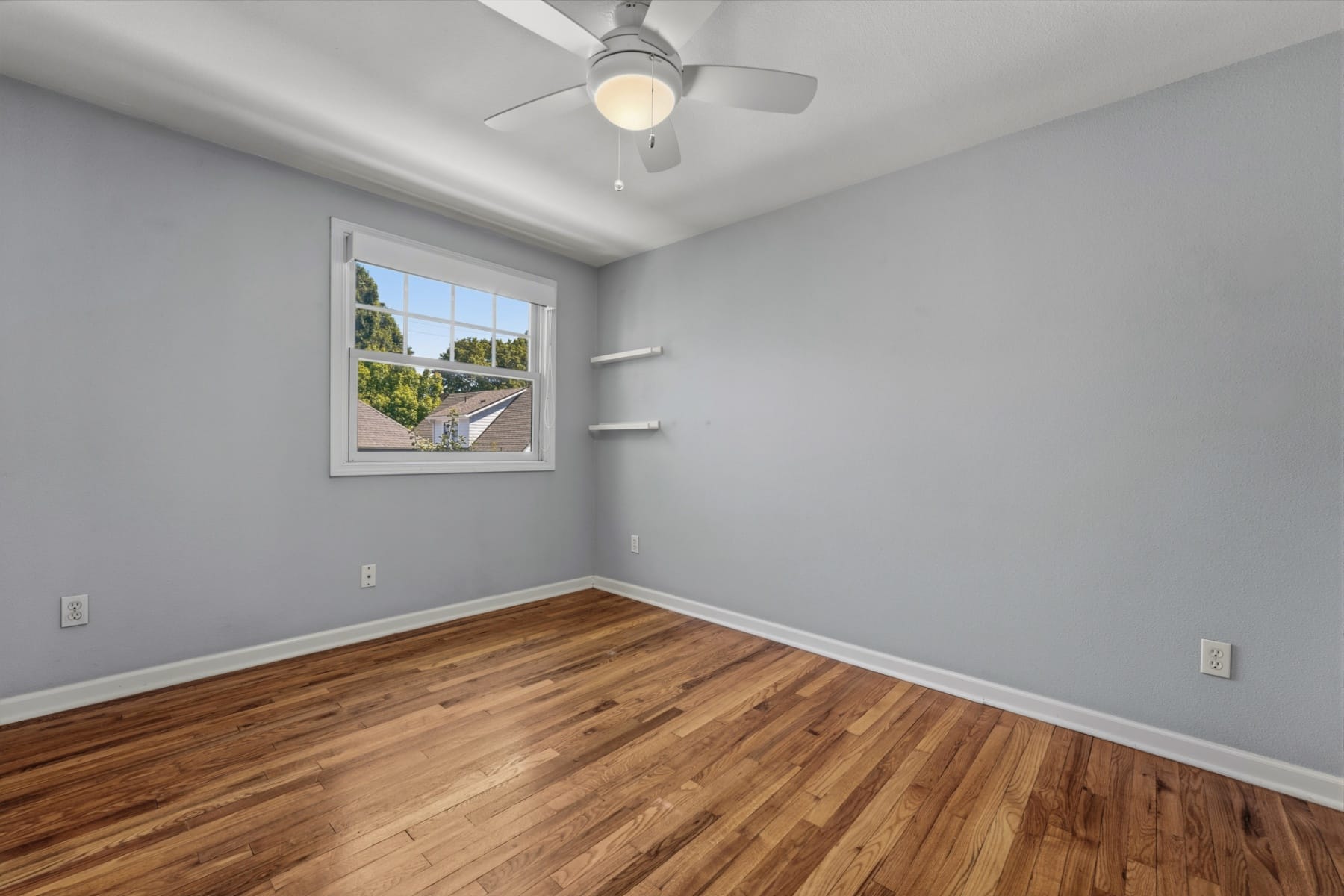  2555 NW SAVIER ST #9 Portland, OR 97210 - 物件實景