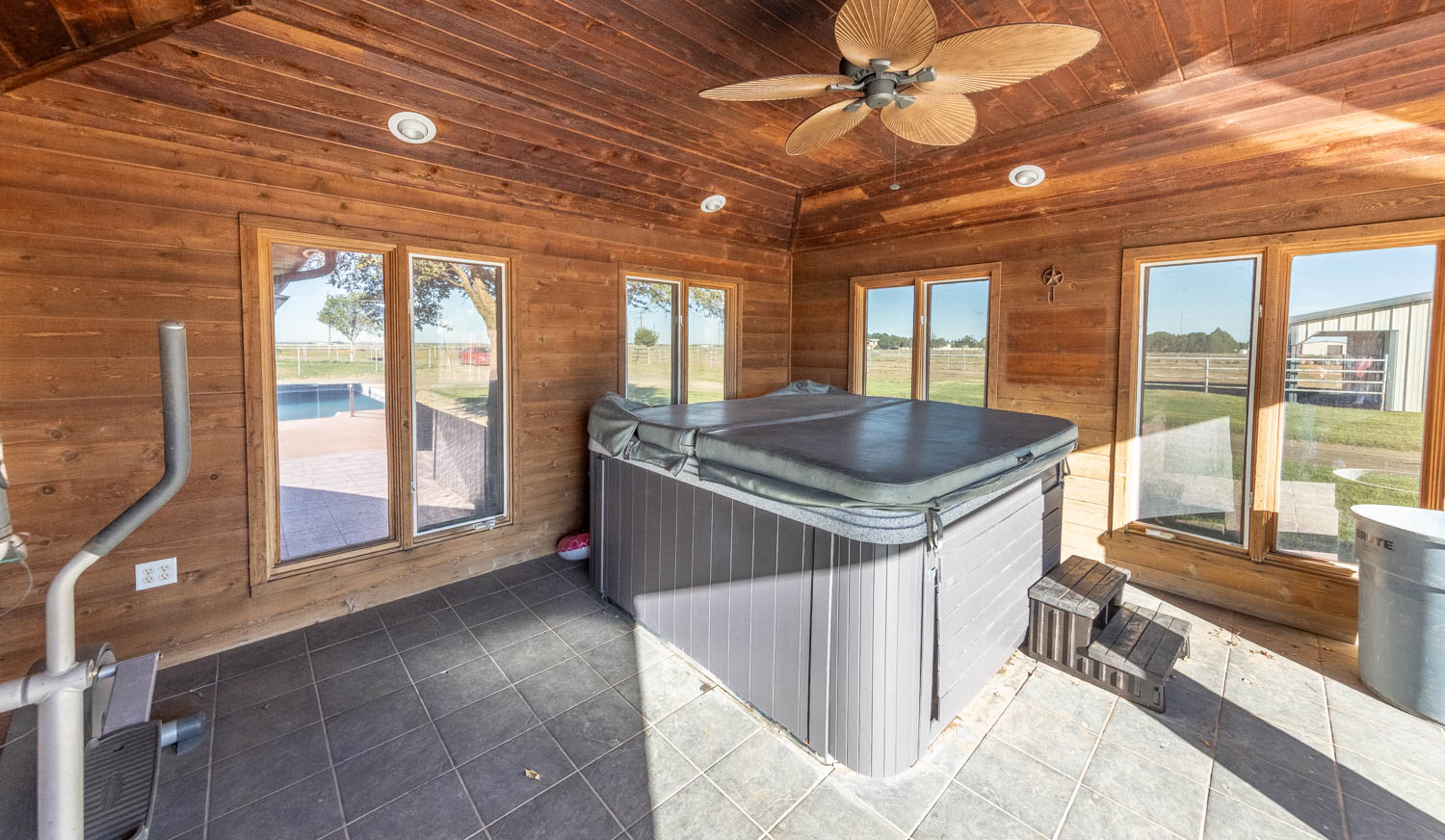 Levelland, Texas, 79336, United States, 4 Bedrooms Bedrooms, ,3 BathroomsBathrooms,Residential,For Sale,1901837