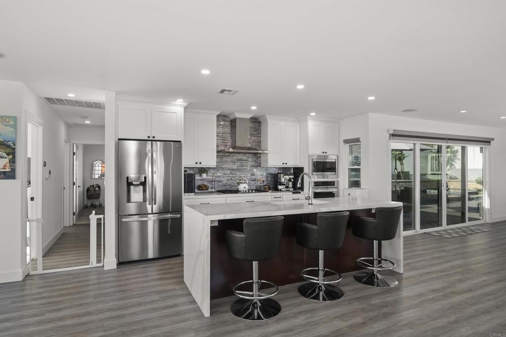 San Diego, California, 92106, United States, 3 Bedrooms Bedrooms, ,2 BathroomsBathrooms,Residential,For Sale,1991298