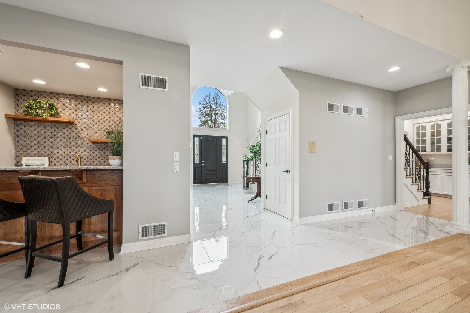 Inverness, Illinois, 60010, United States, 5 Bedrooms Bedrooms, ,6 BathroomsBathrooms,Residential,For Sale,1927406