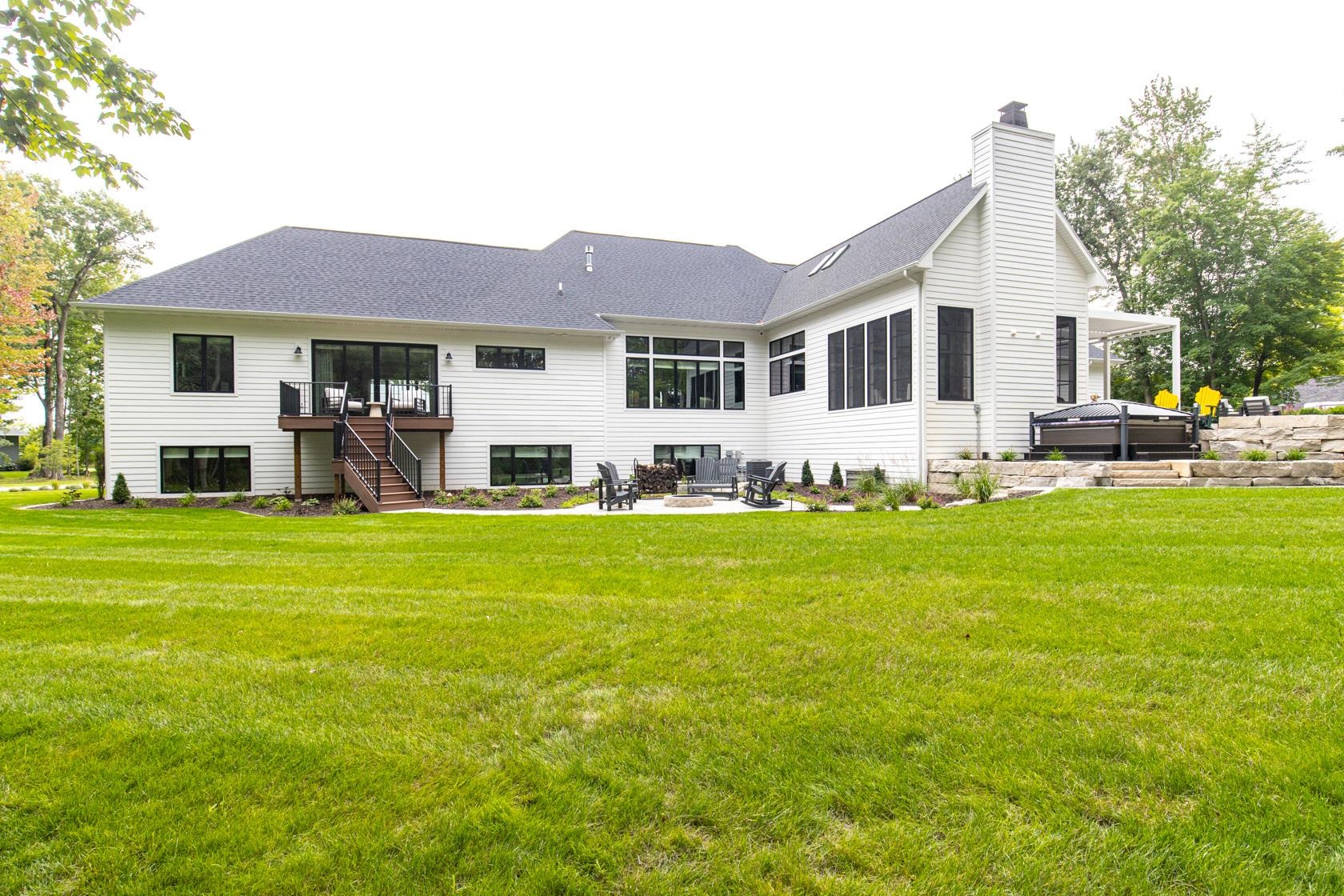 SUAMICO, Wisconsin, 54173, United States, 4 Bedrooms Bedrooms, ,5 BathroomsBathrooms,Residential,For Sale,1927412