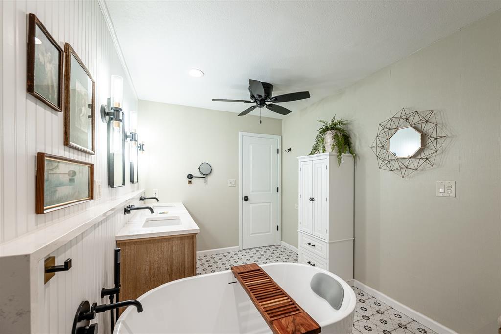 Abilene, Texas, 79606, United States, 3 Bedrooms Bedrooms, ,2 BathroomsBathrooms,Residential,For Sale,1988306