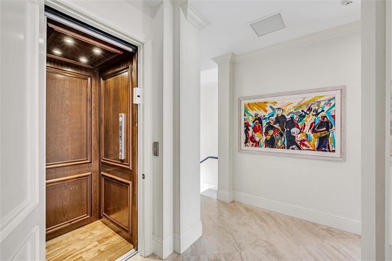 Miami, Florida, 33143, United States, 8 Bedrooms Bedrooms, ,10 BathroomsBathrooms,Residential,For Sale,1989350