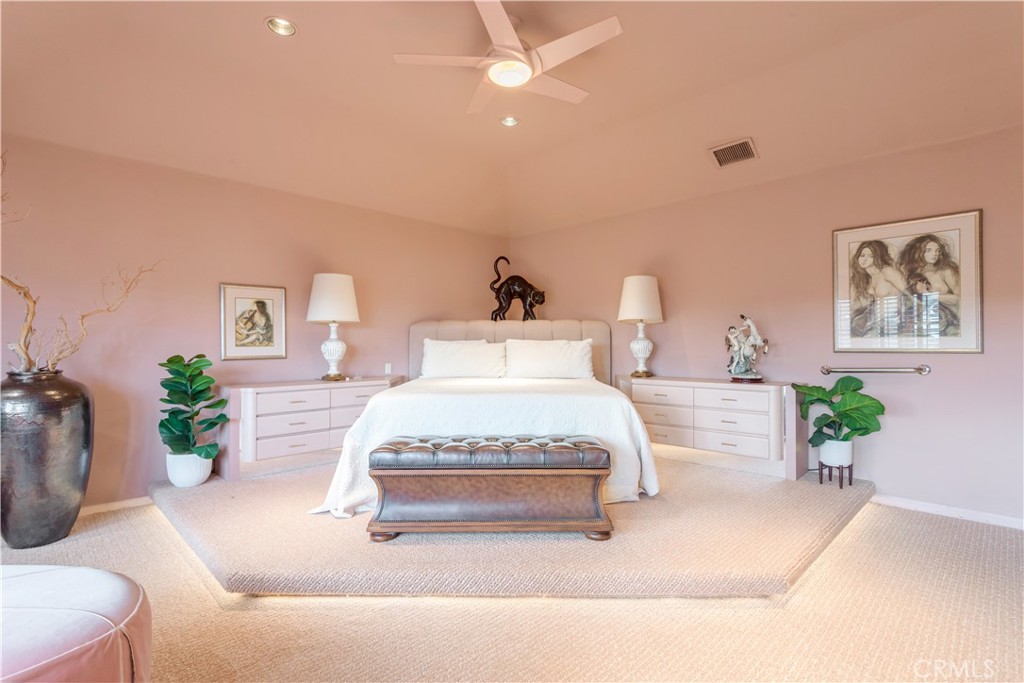 Carlsbad, California, 92009, United States, 3 Bedrooms Bedrooms, ,3 BathroomsBathrooms,Residential,For Sale,1997019