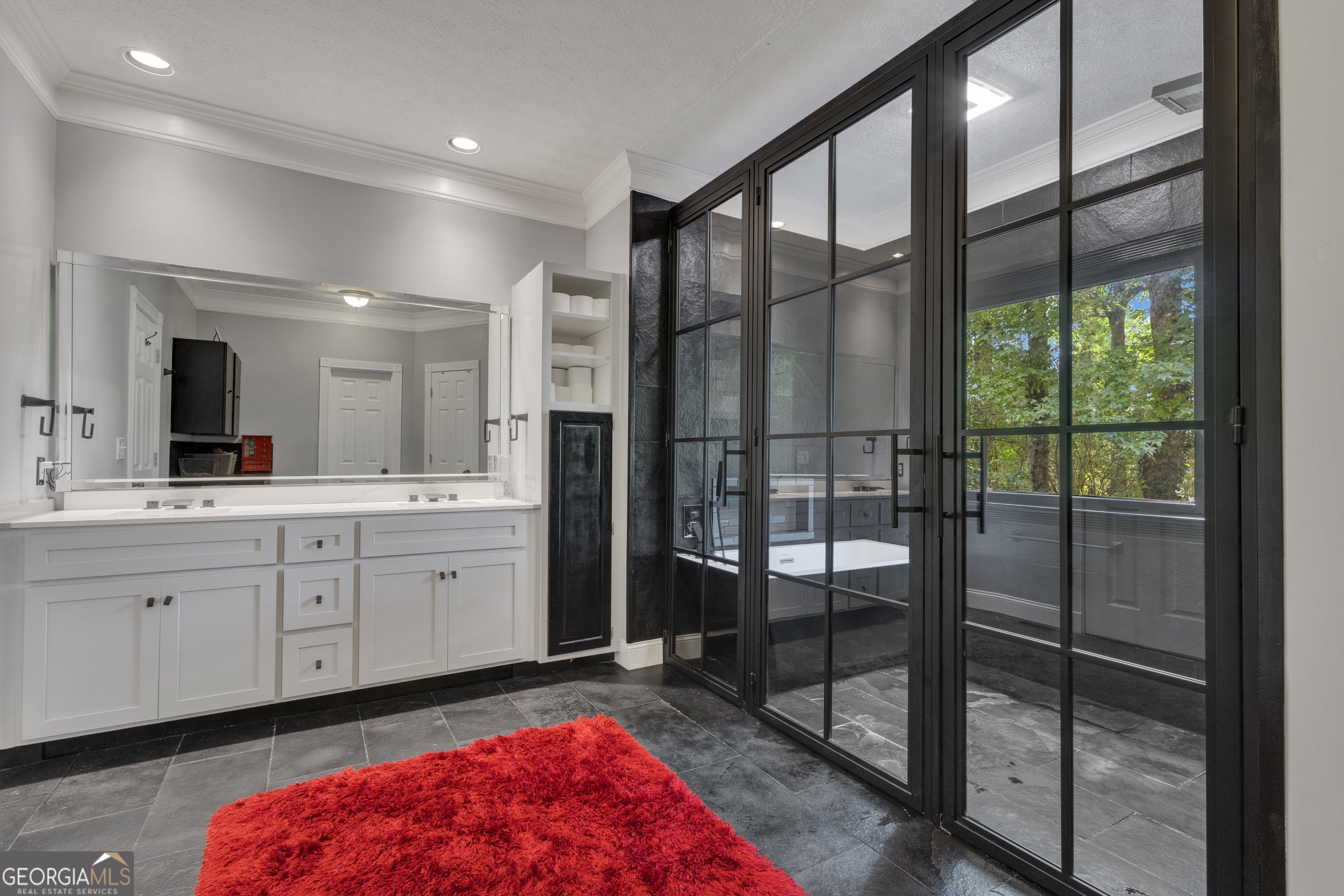 Newnan, Georgia, 30265, United States, 4 Bedrooms Bedrooms, ,4 BathroomsBathrooms,Residential,For Sale,1993914