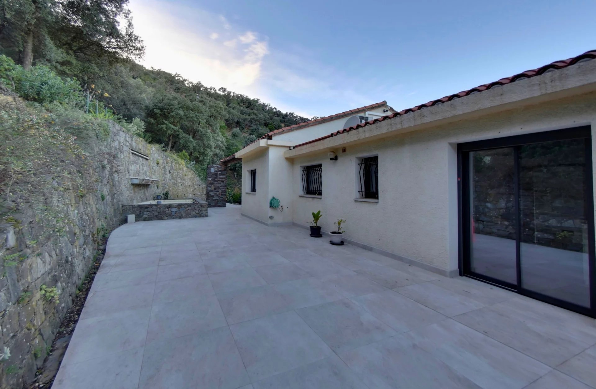 Montesquieu-des-Albères, Occitanie, 66740, FR, 4 Bedrooms Bedrooms, ,3 BathroomsBathrooms,Residential,For Sale,1737930