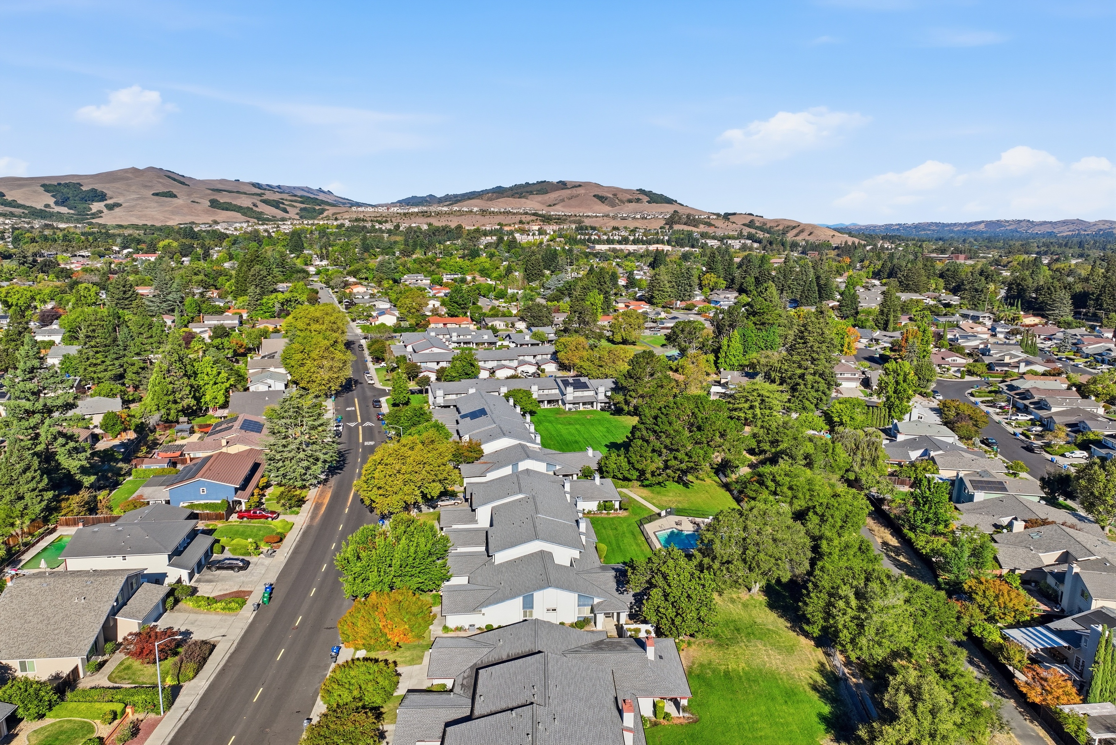  Discover Easy Living in San Ramon’s Coveted Twin Creeks Community - 物件實景