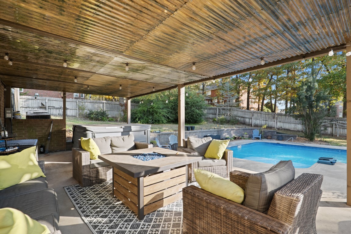 Jonesboro, Arkansas, 72404, United States, 4 Bedrooms Bedrooms, ,3 BathroomsBathrooms,Residential,For Sale,1989534