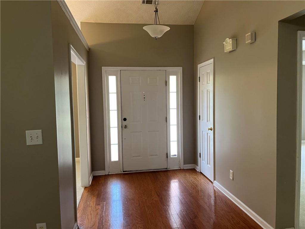 Suwanee, Georgia, 30024, United States, 3 Bedrooms Bedrooms, ,2 BathroomsBathrooms,Residential,For Sale,1877233
