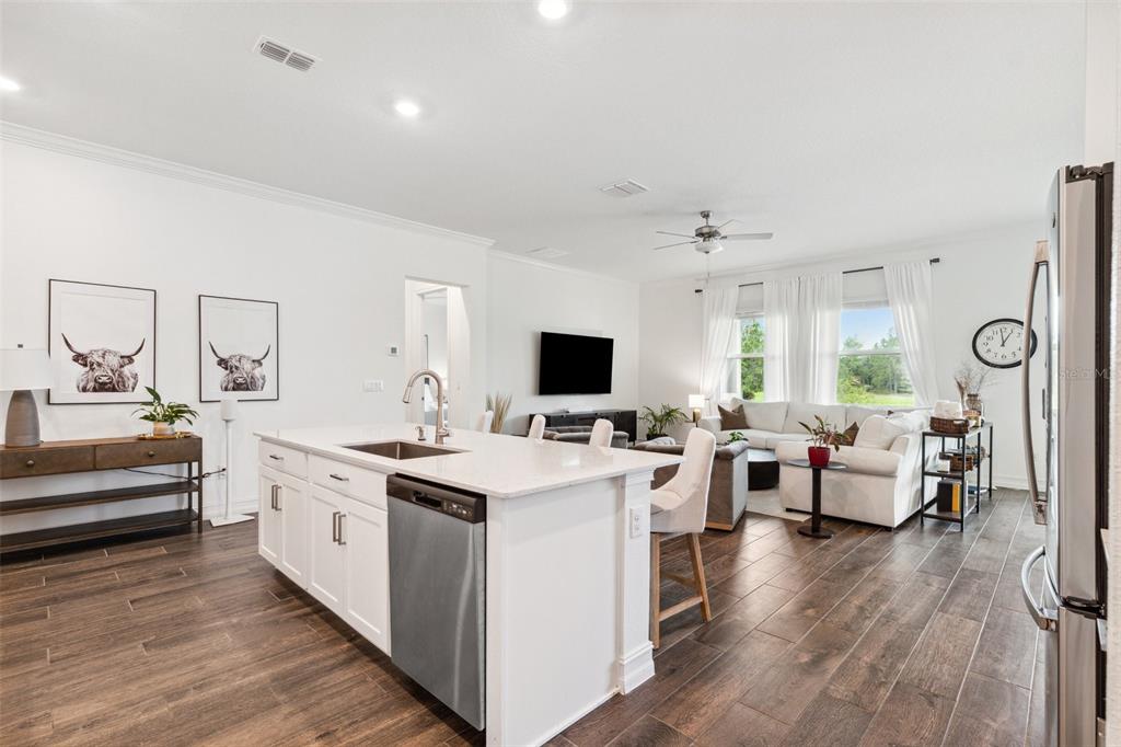 Brooksville, Florida, 34601, United States, 2 Bedrooms Bedrooms, ,3 BathroomsBathrooms,Residential,For Sale,1975106