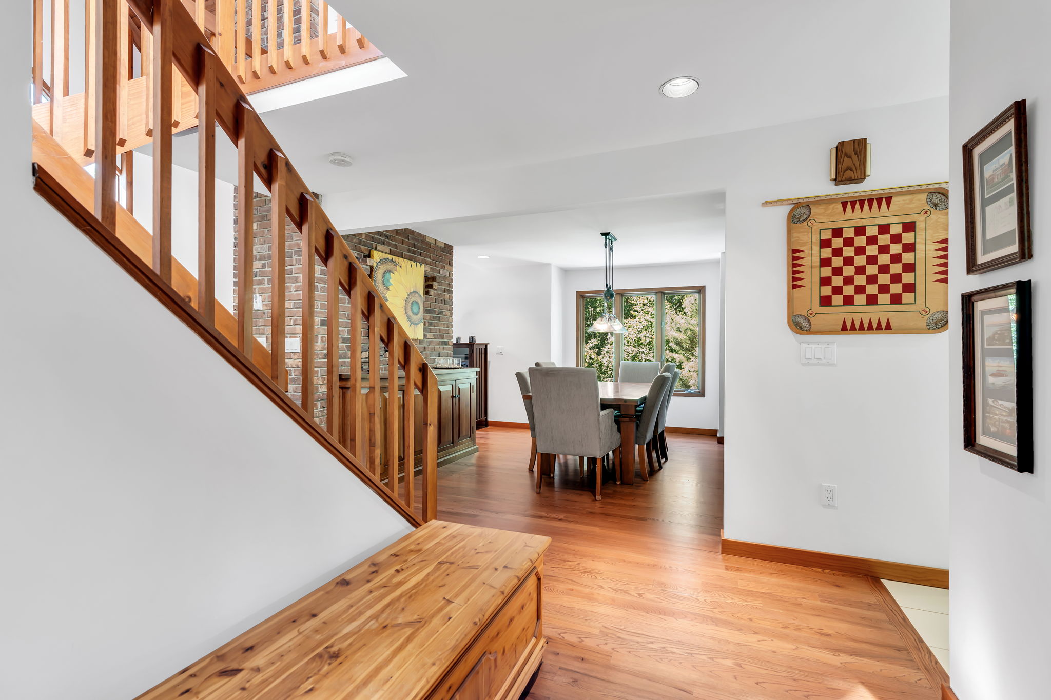  267 E Highland Avenue - 物件實景