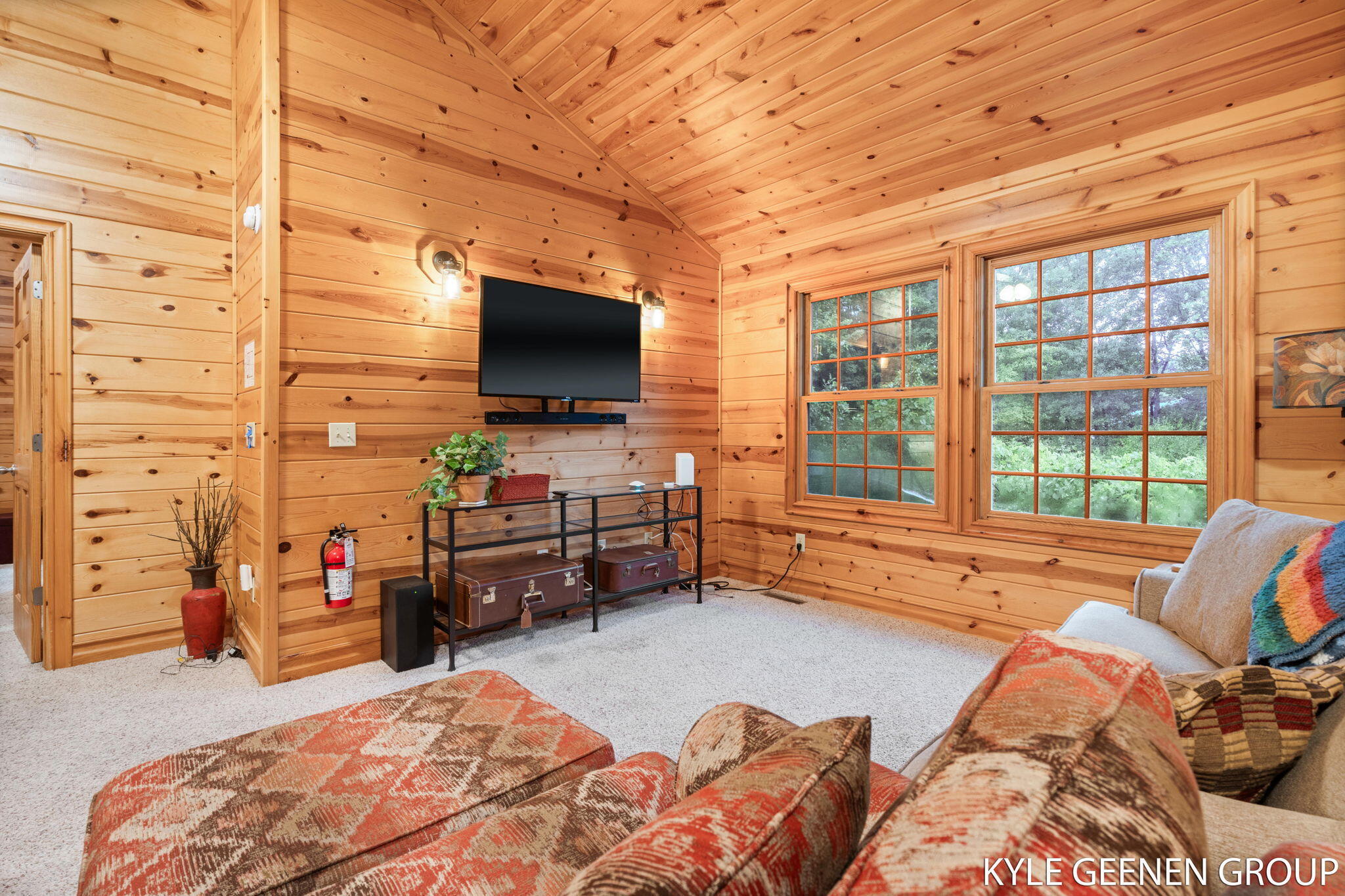 Saugatuck, Michigan, 49453, United States, 3 Bedrooms Bedrooms, ,2 BathroomsBathrooms,Residential,For Sale,1917281