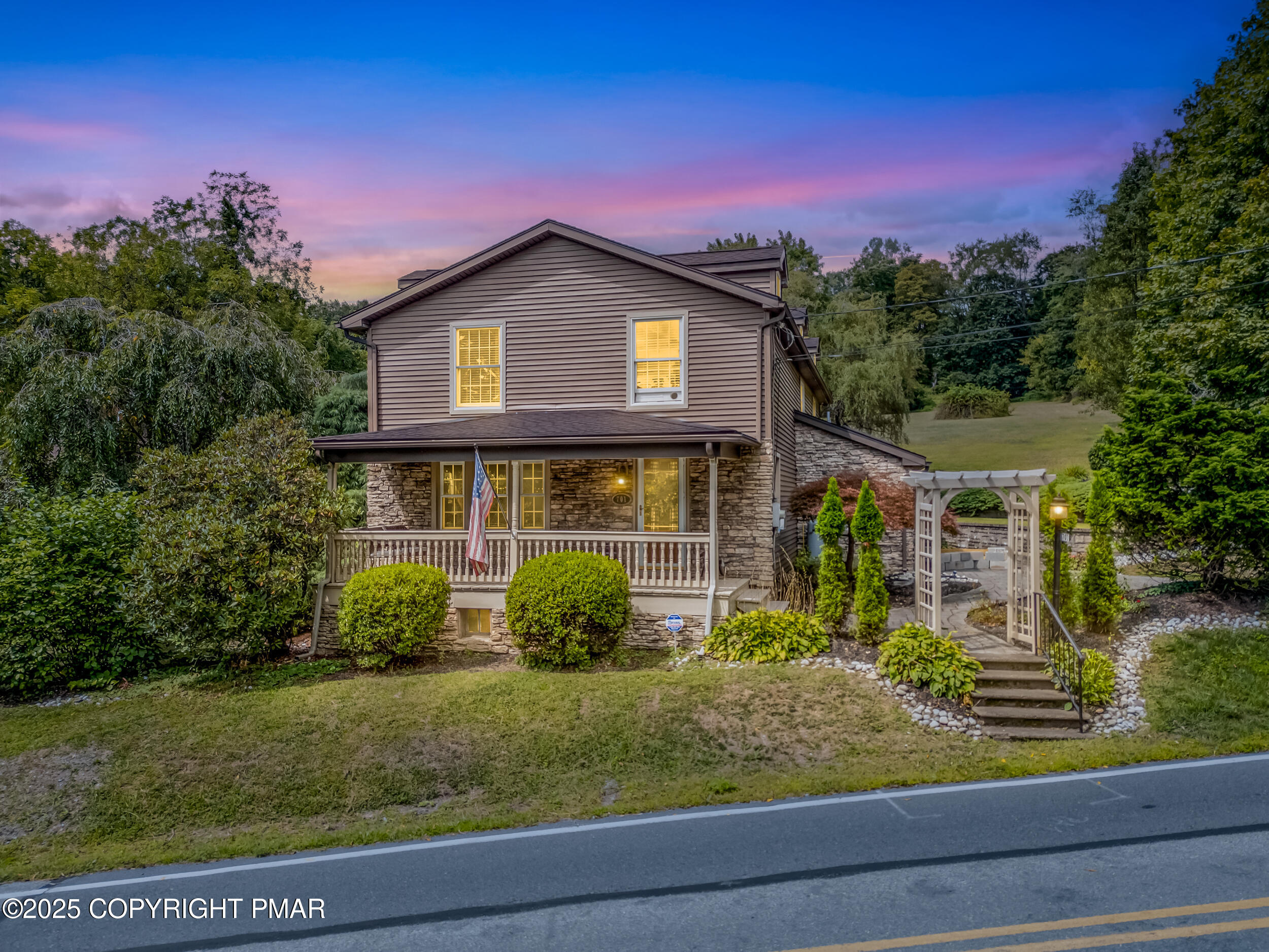 Bangor, Pennsylvania, 18013, United States, 3 Bedrooms Bedrooms, ,2 BathroomsBathrooms,Residential,For Sale,1934603