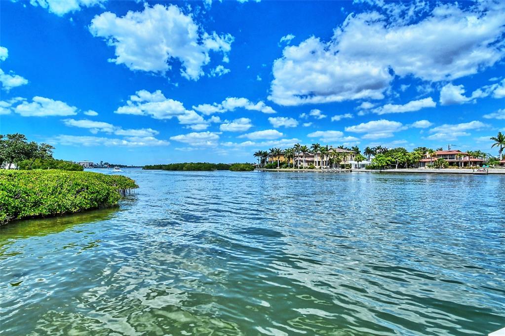 Sarasota, Florida, 34242, United States, 2 Bedrooms Bedrooms, ,3 BathroomsBathrooms,Residential,For Sale,1999014