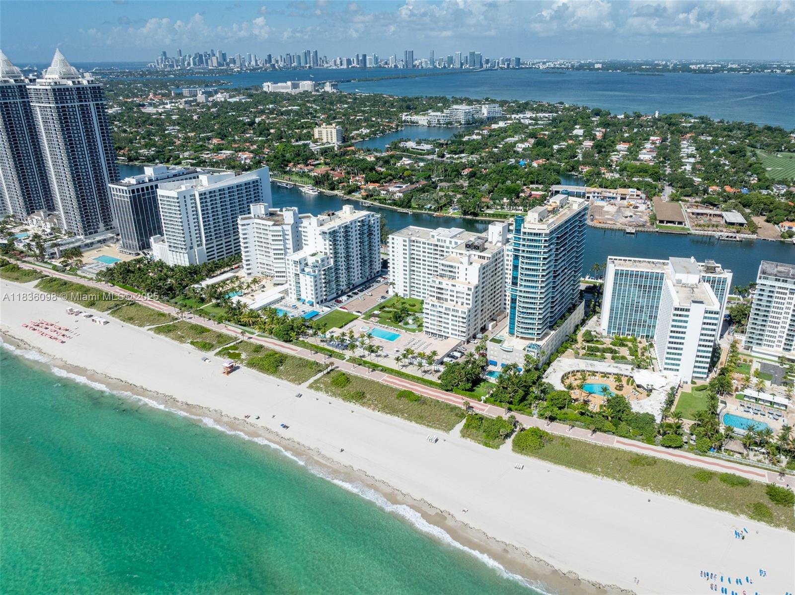 Miami Beach, Florida, 33140, United States, 2 Bedrooms Bedrooms, ,2 BathroomsBathrooms,Residential,For Sale,1885385