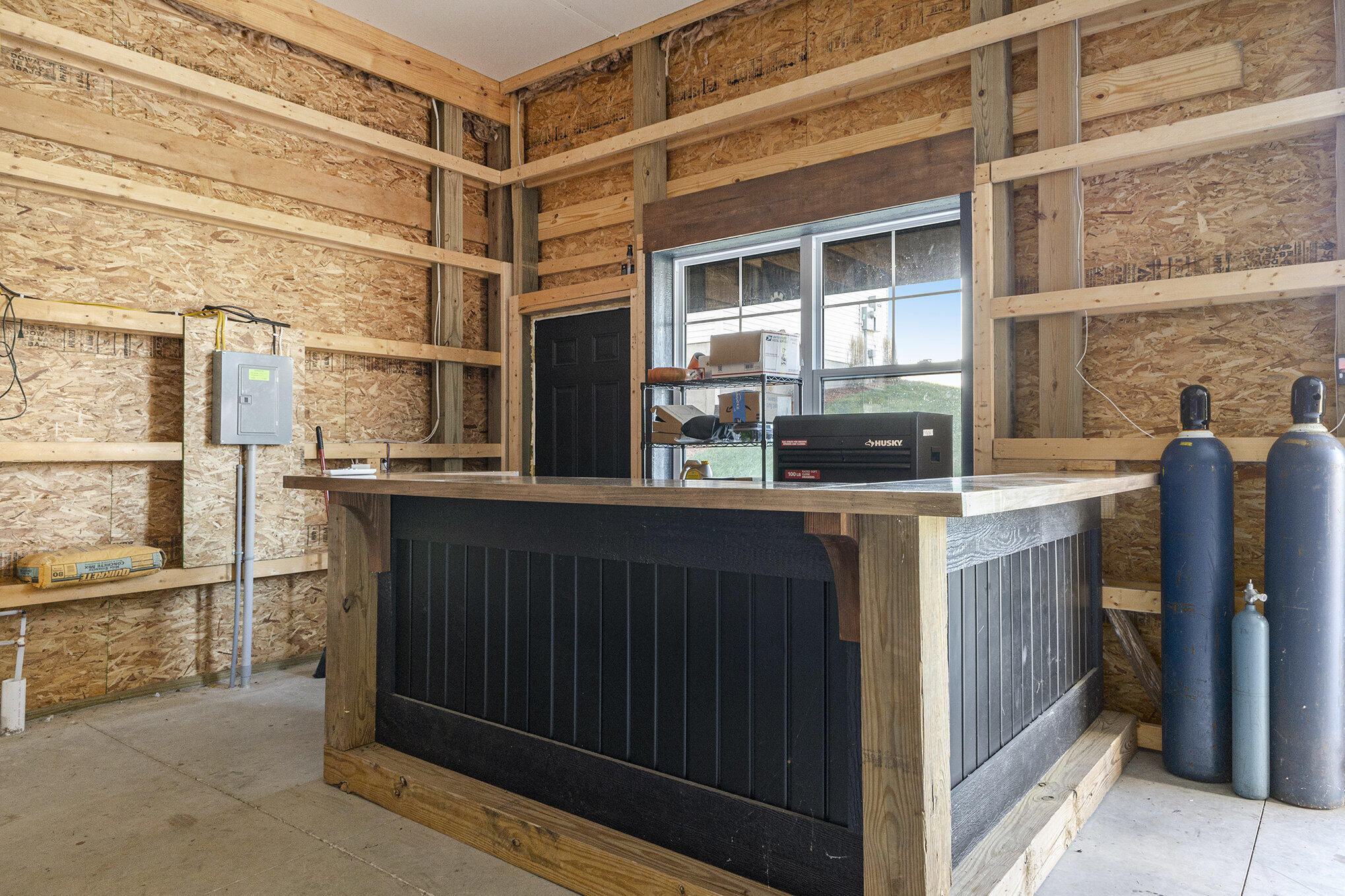 Allendale, Michigan, 49401, United States, 5 Bedrooms Bedrooms, ,4 BathroomsBathrooms,Residential,For Sale,1960697