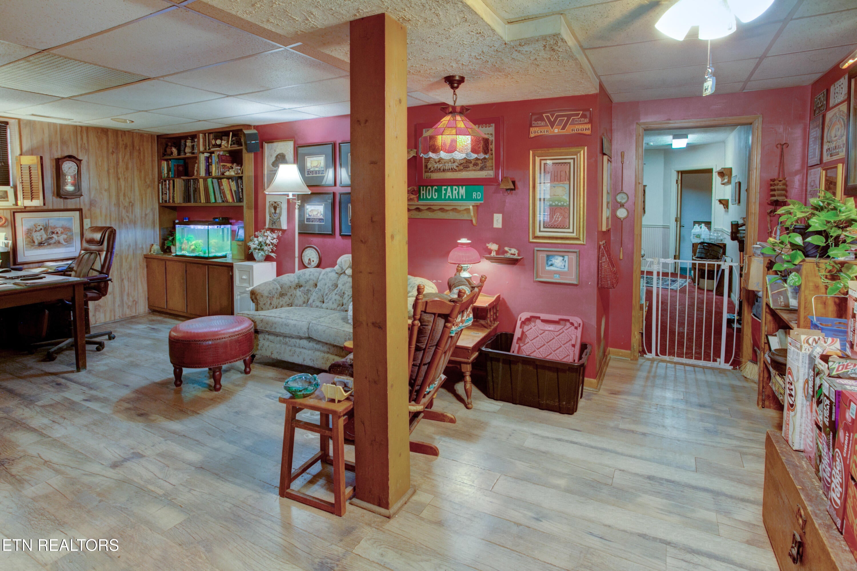 Maryville, Tennessee, 37801, United States, 3 Bedrooms Bedrooms, ,4 BathroomsBathrooms,Residential,For Sale,1994360