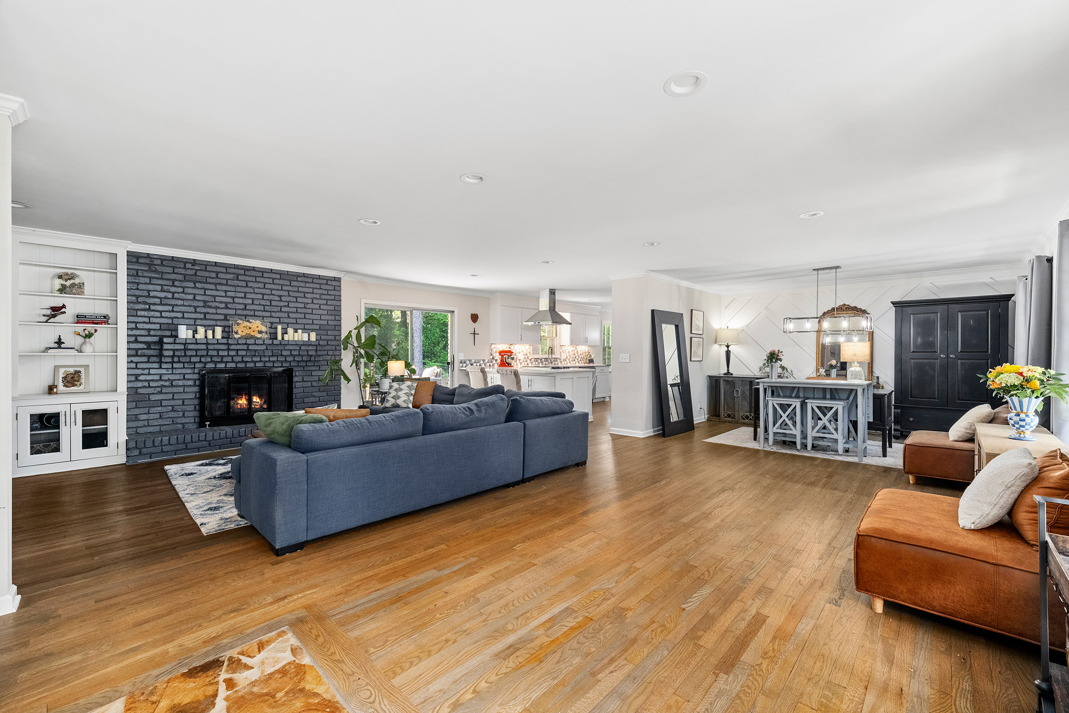 Beautifully Renovated Split-Level Ranch in Smoke Rise - 物件實景