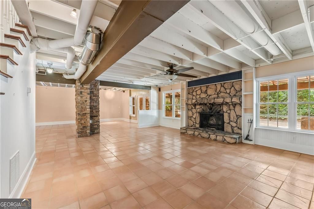Mableton, Georgia, 30126, United States, 3 Bedrooms Bedrooms, ,4 BathroomsBathrooms,Residential,For Sale,1922554