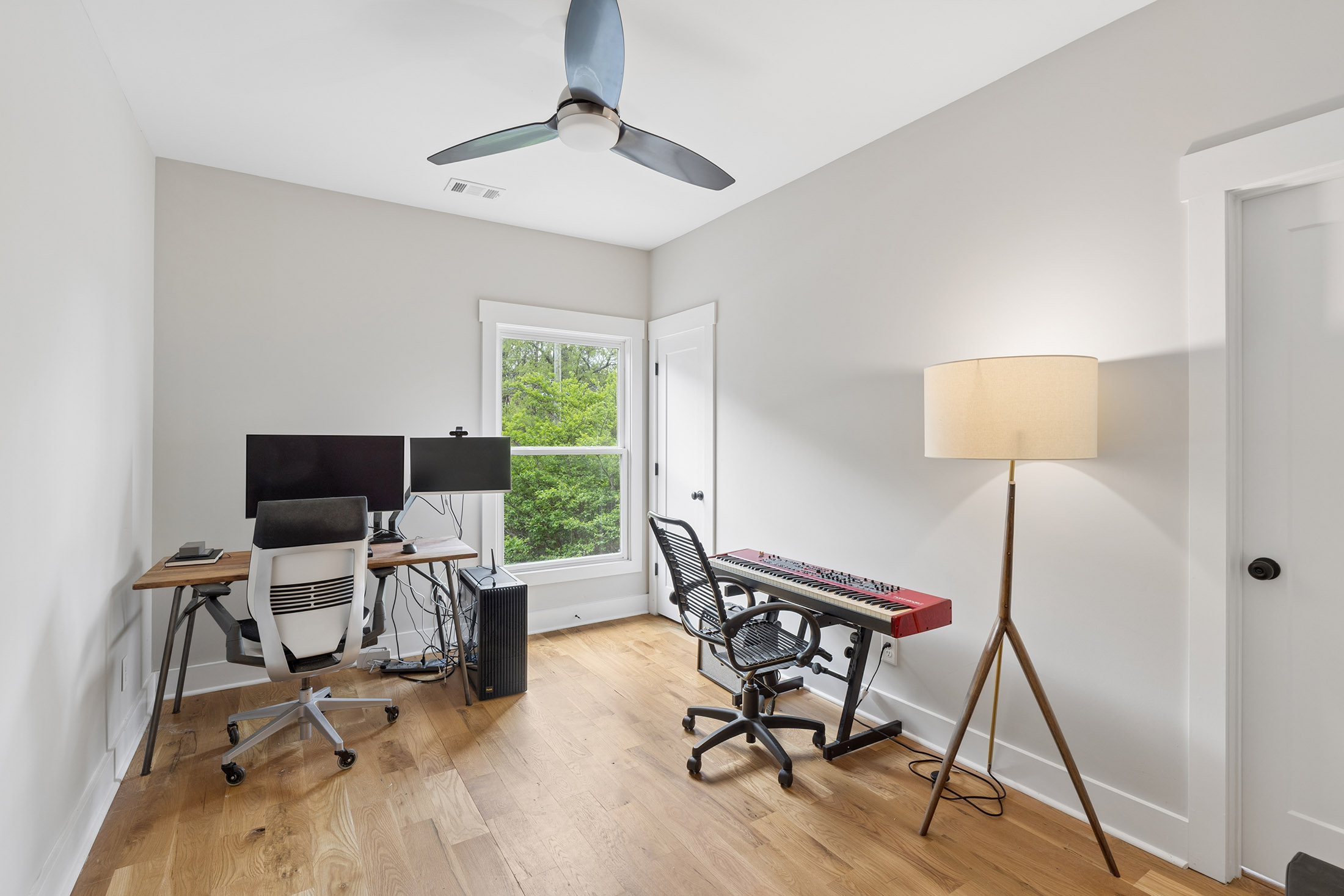  beautifully designed craftsman-style townhome near grant  park - 物件實景