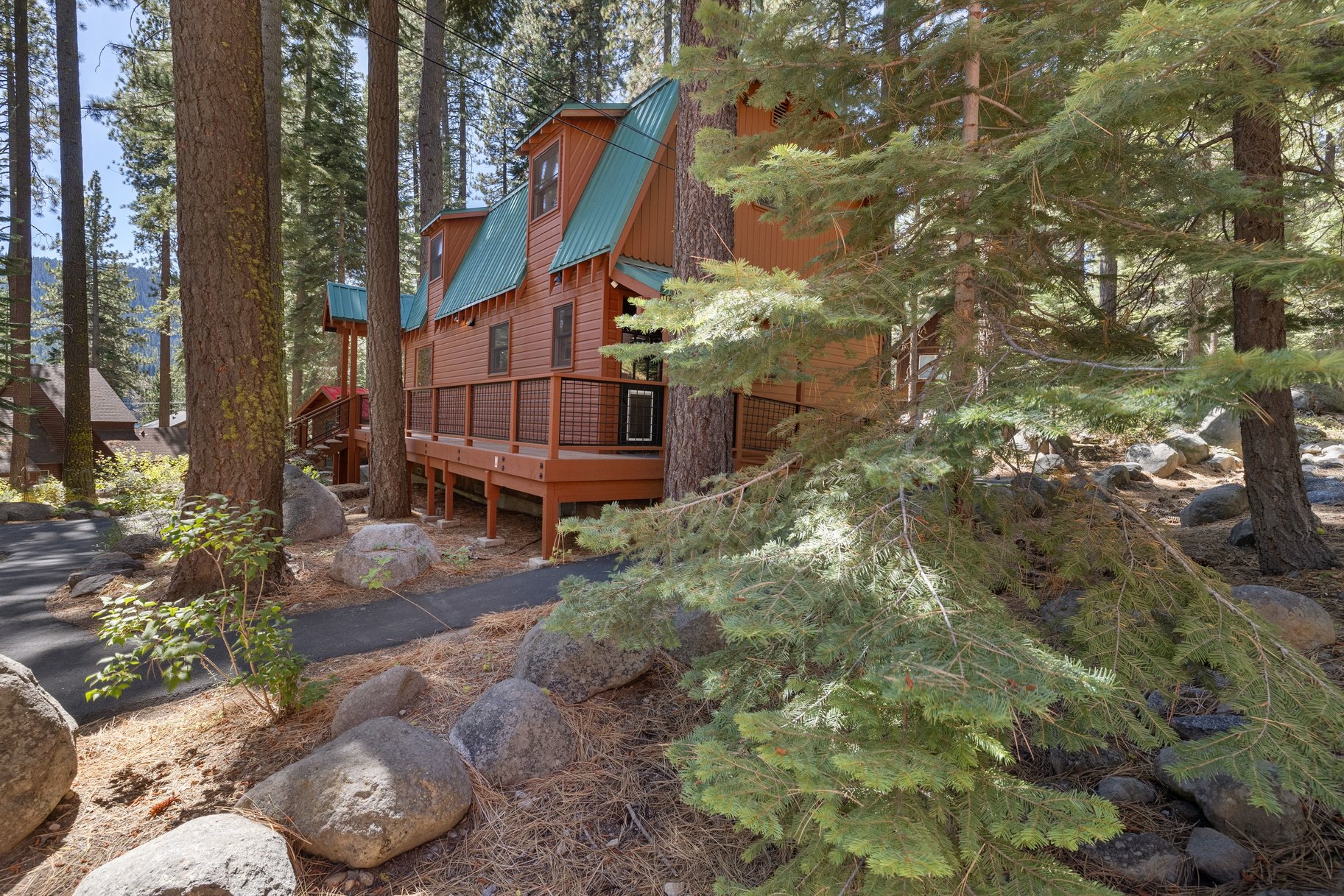 Rare Donner Tract home with private beach and pier access. - 物件實景