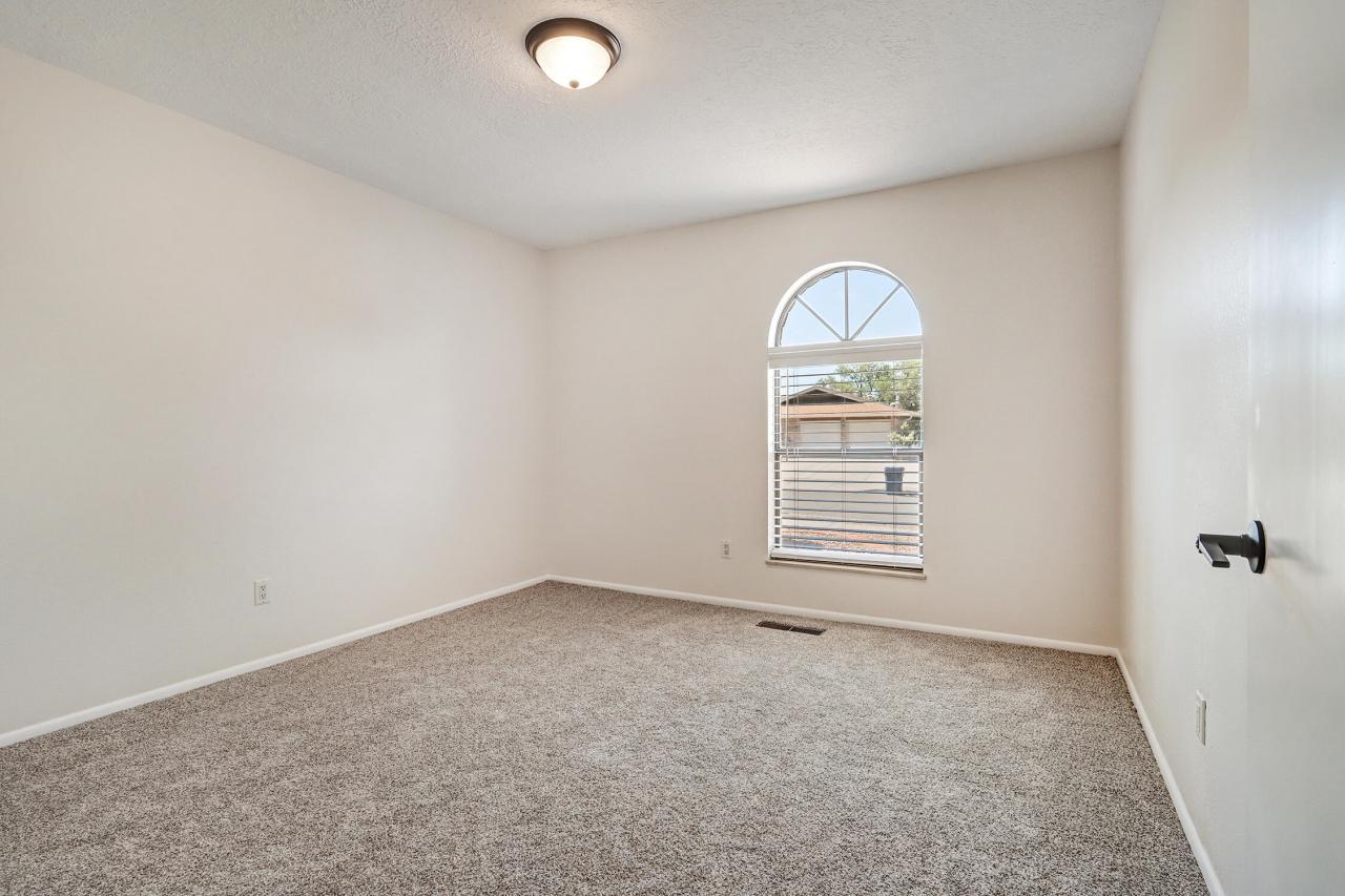 9601 Admiral Dewey Avenue NE, Albuquerque, New Mexico, 87111, United States, 4 Bedrooms Bedrooms, ,2 BathroomsBathrooms,Residential,For Sale,9601 Admiral Dewey Avenue NE,1589095