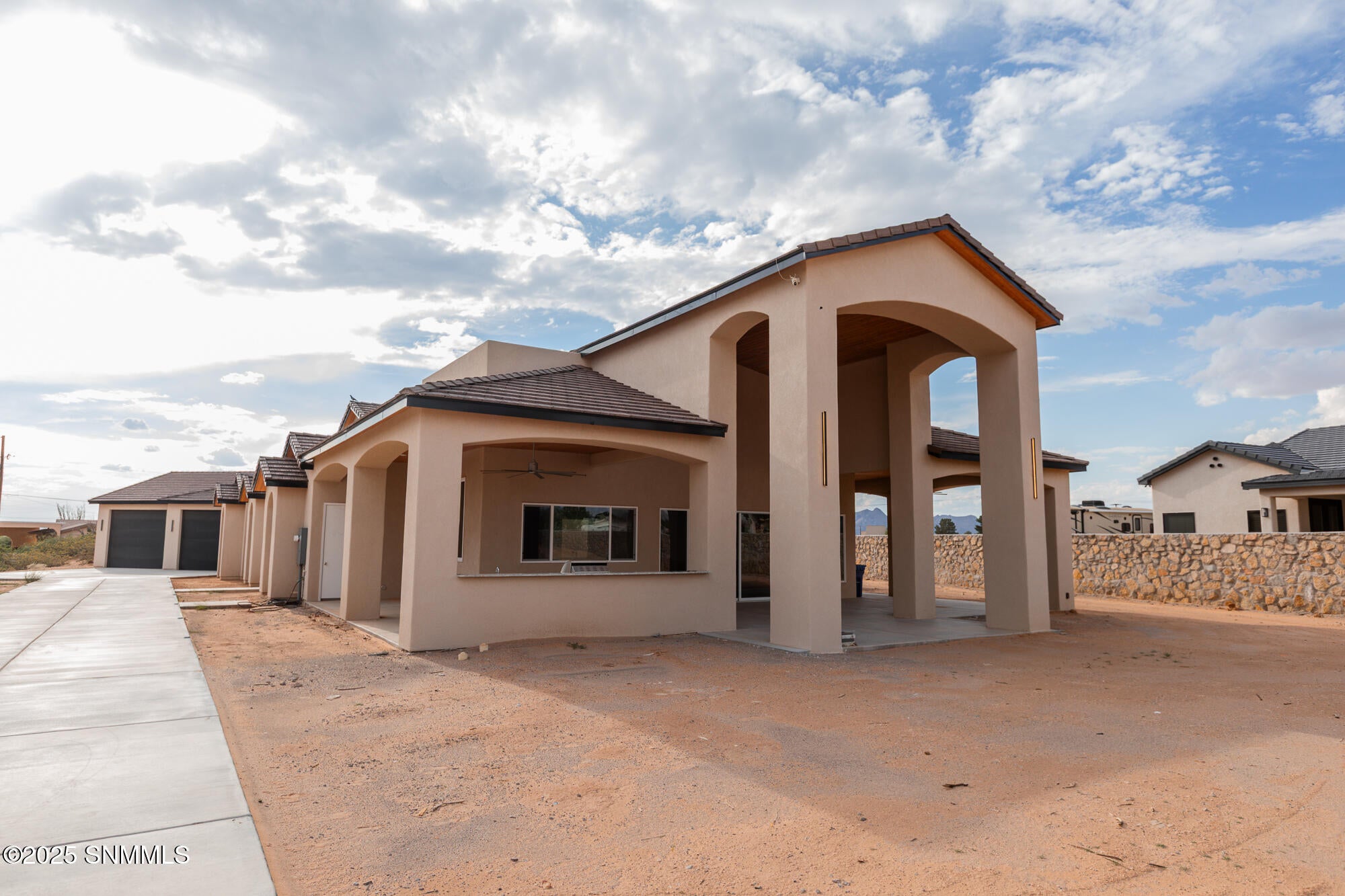 Mesa Rico Dr, Las Cruces, NM 88011